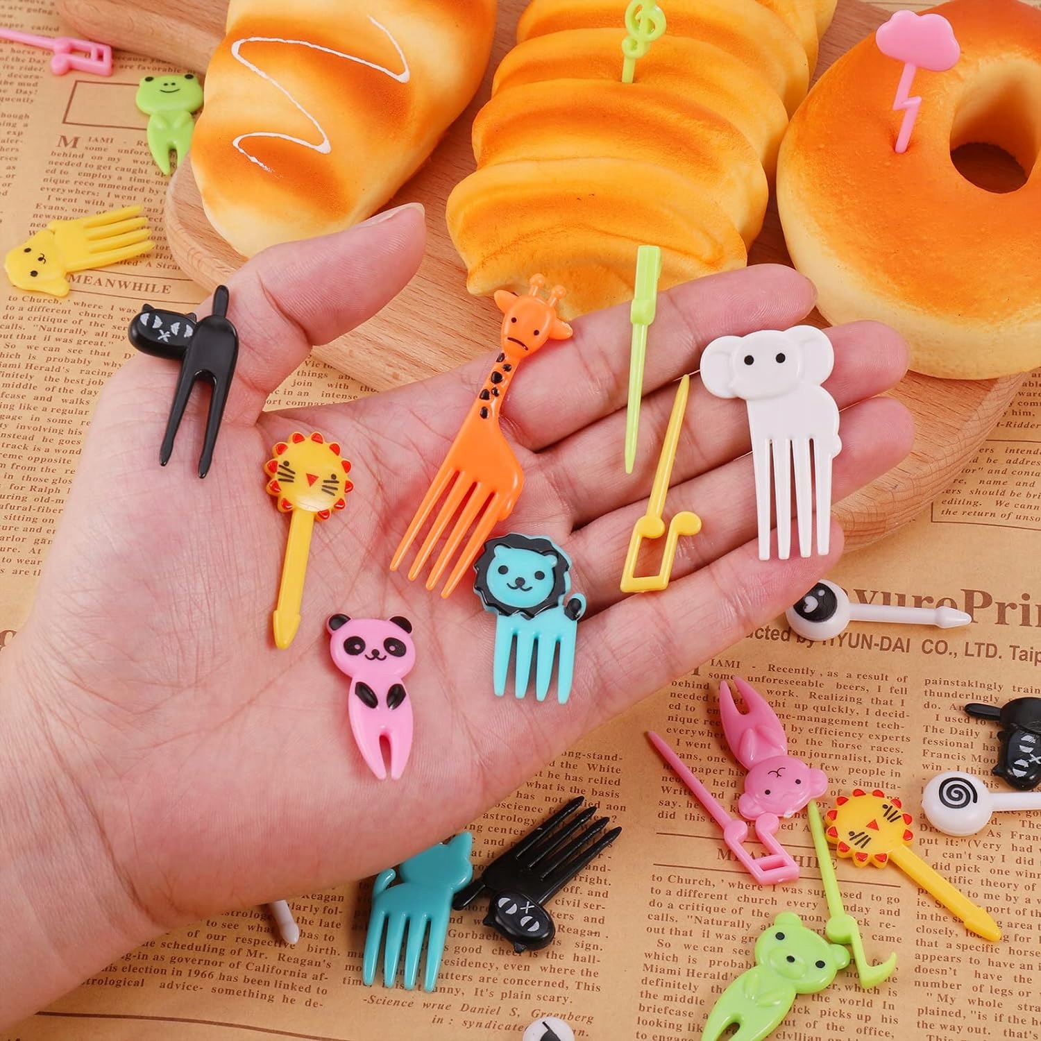 MINI WIDELEC DO OWOCÓW WARZYW Z KRESKÓWEK WIDELCZYKI KOLOROWE ZESTAW 64 szt Linia KRESKÓWKI