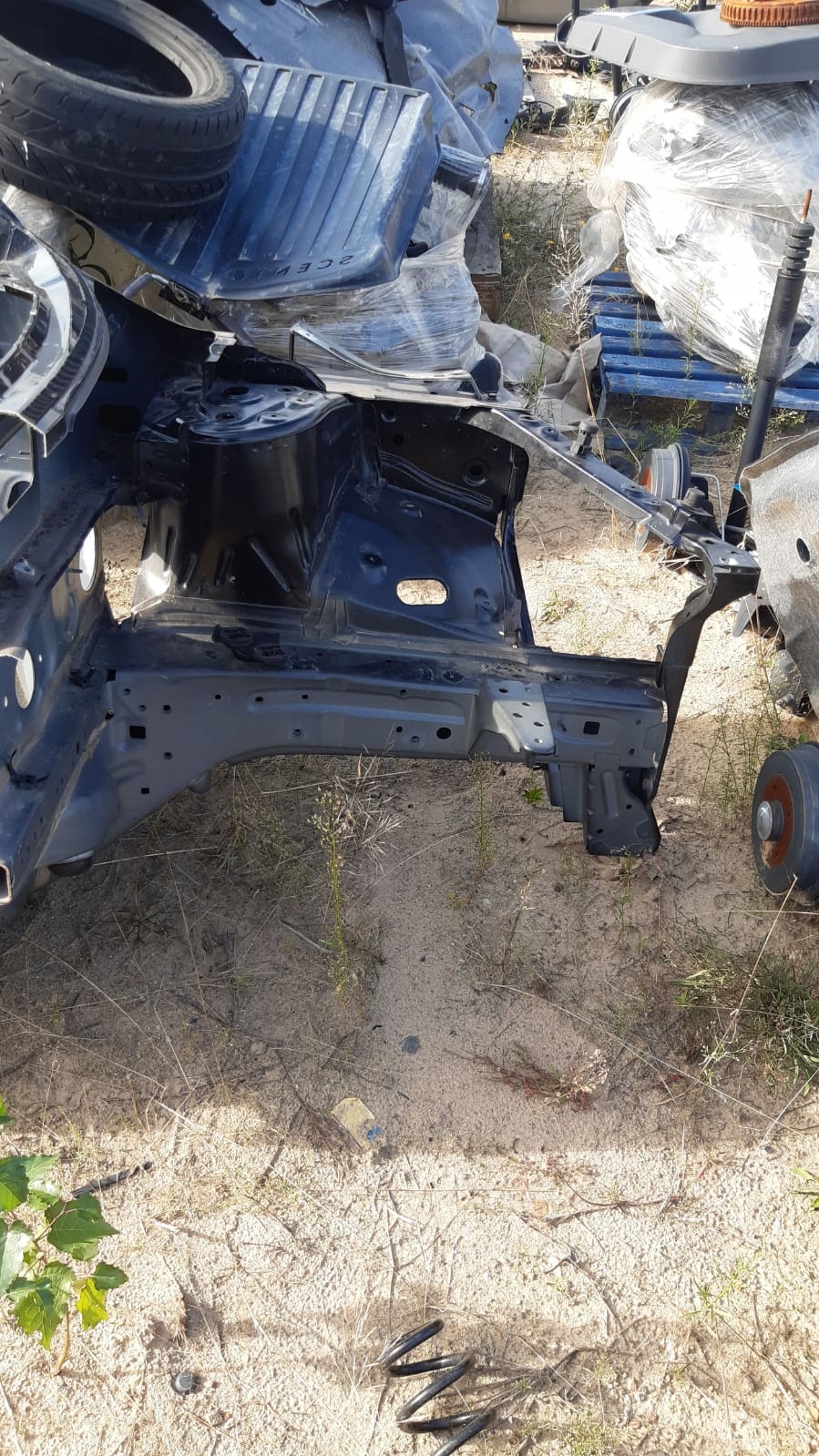 PRZEDNIA LEWA ĆWIARTKA PRÓG RENAULT KADJAR Typ samochodu Samochody osobowe