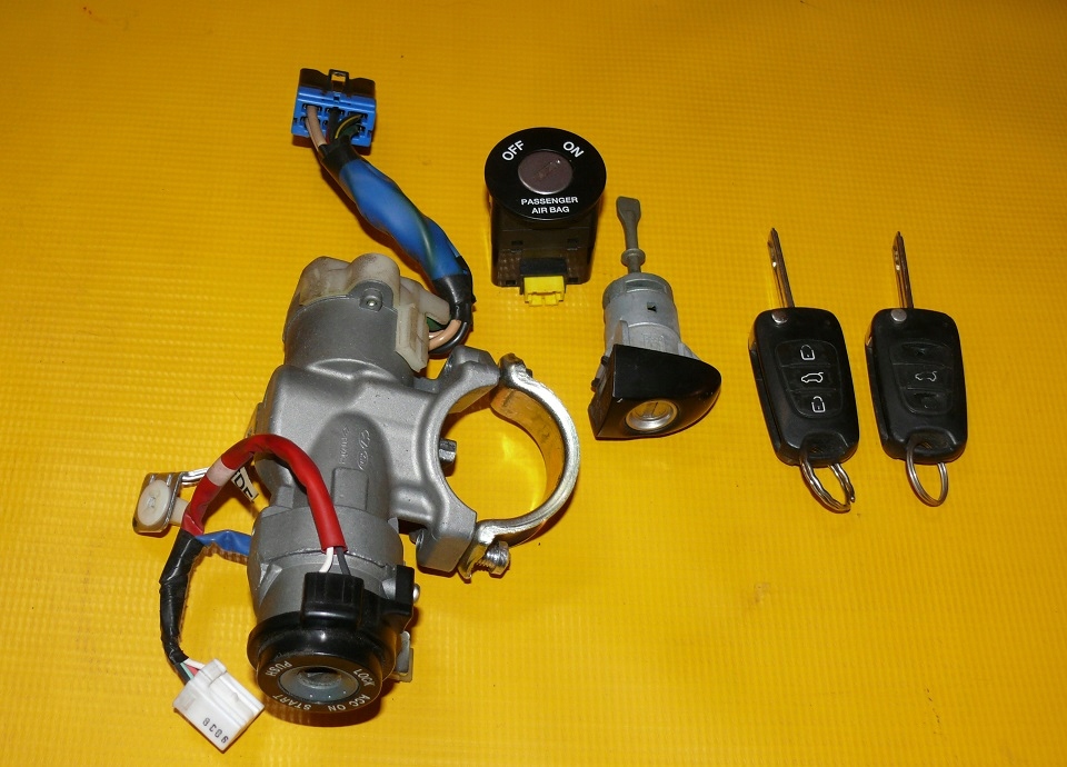 IMMOBILIZER control unit of the engine ignition HYUNDAI I30 1.6 16V 126KM G4FC DOHC