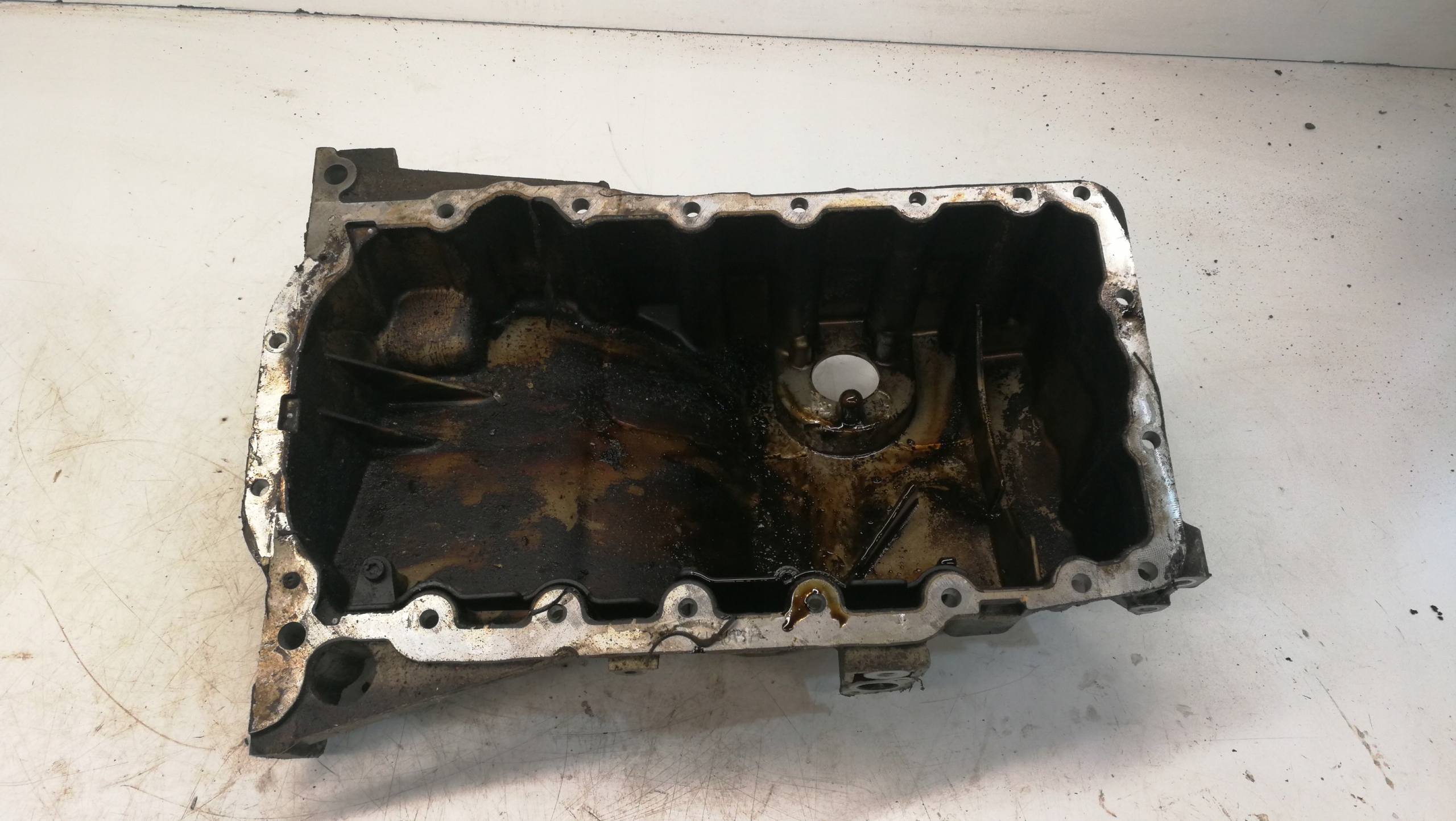 ÖLWANNE AUDI A4 A6 C6 2.0 TFSI 06B103603AS