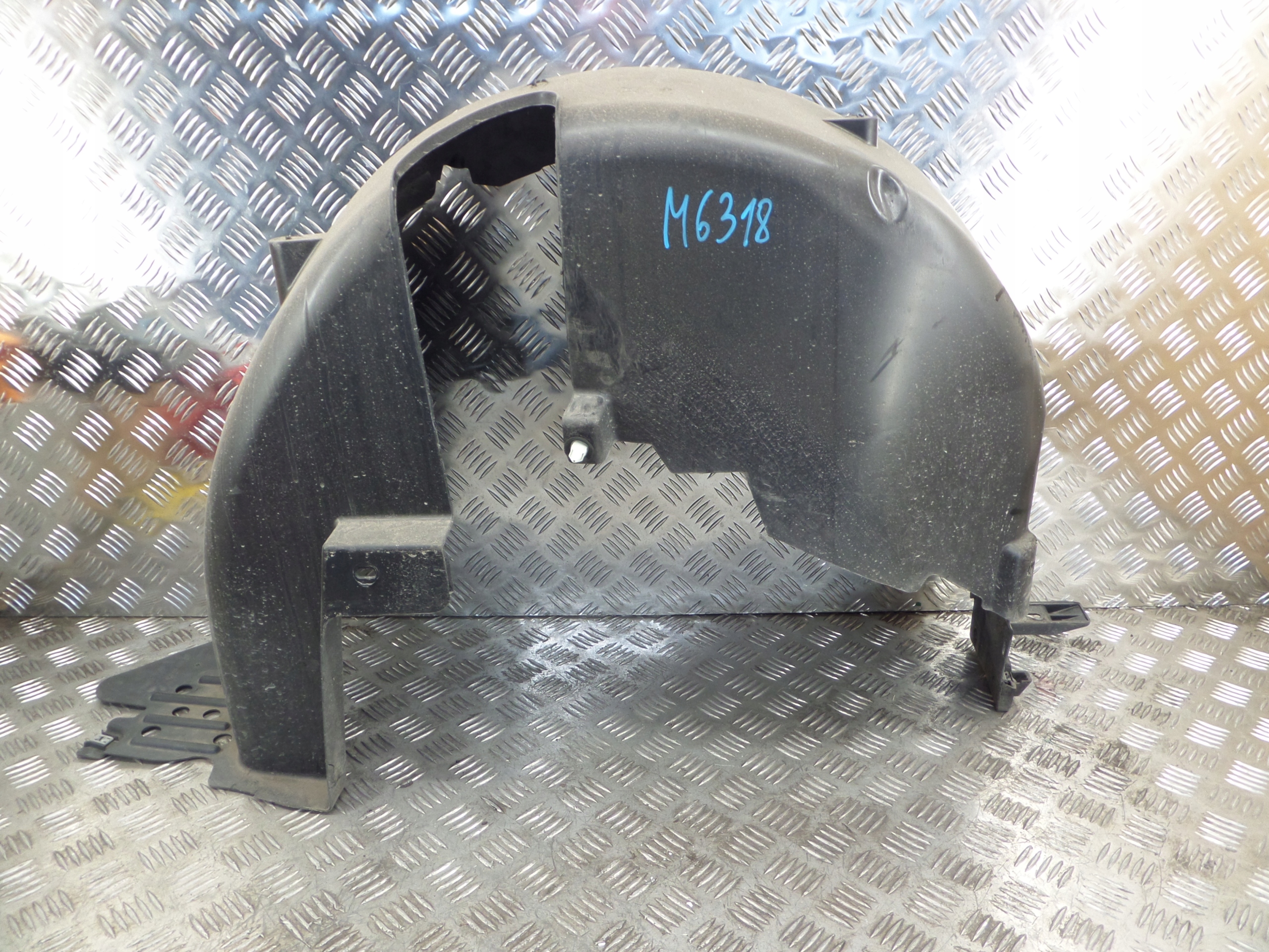 SEAT IBIZA V mudguard left rear part rear. 6F0810969M