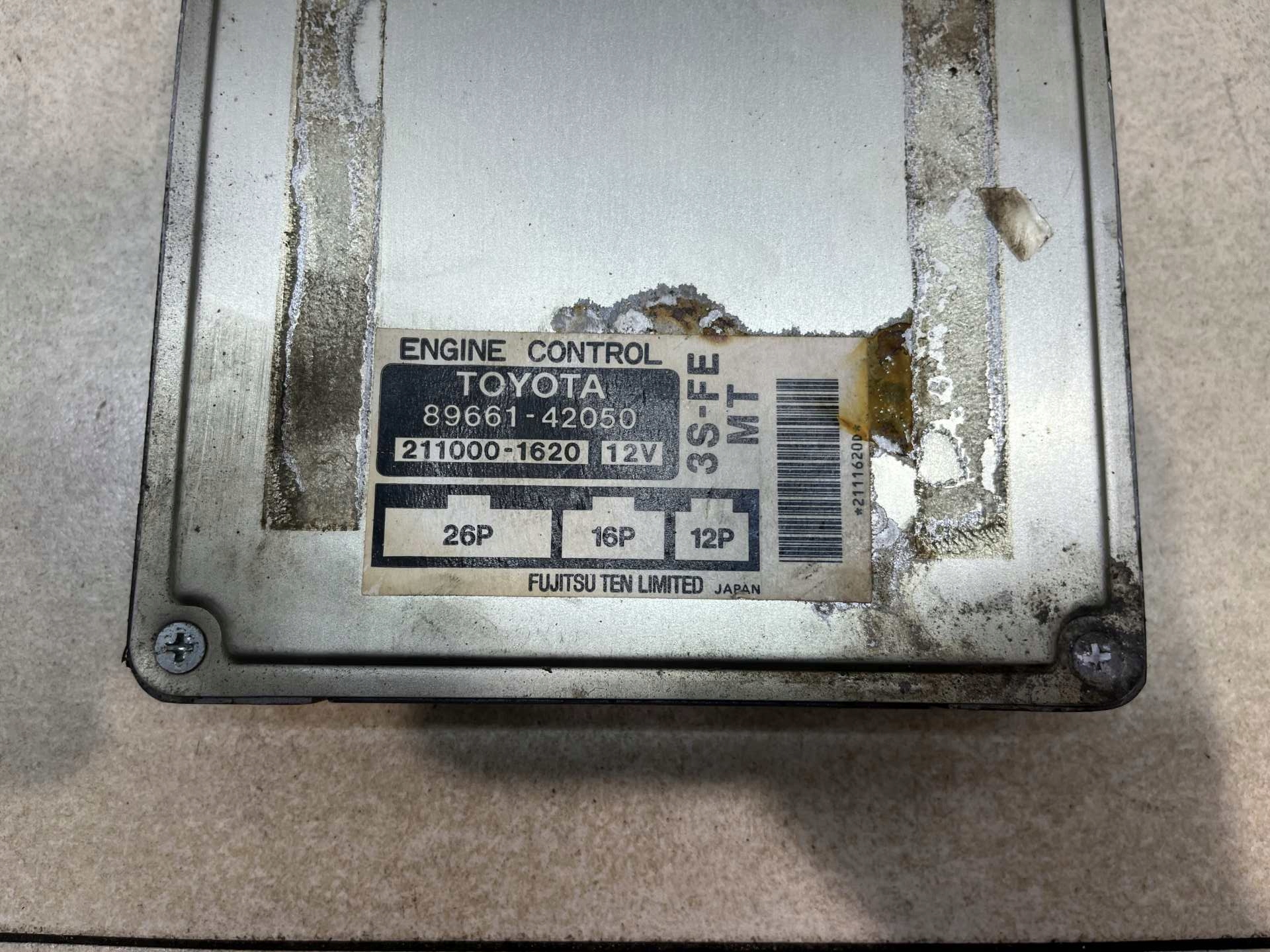 Centralina computer Motore TOYOTA RAV4 e 2.0 4X4 8966142050