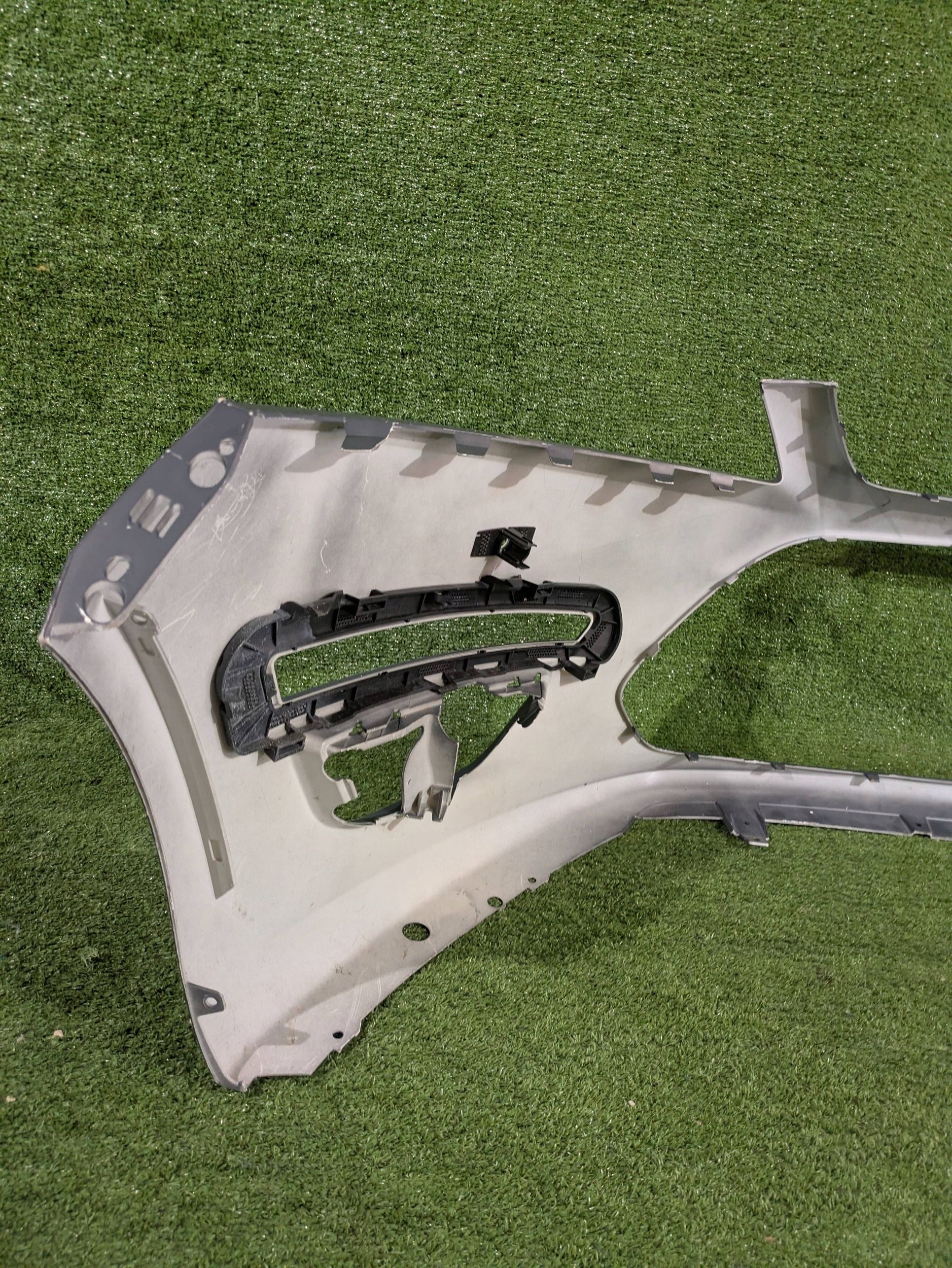 front bumper front FORD MONDEO MK4 LIFT 10- NR.Z8563