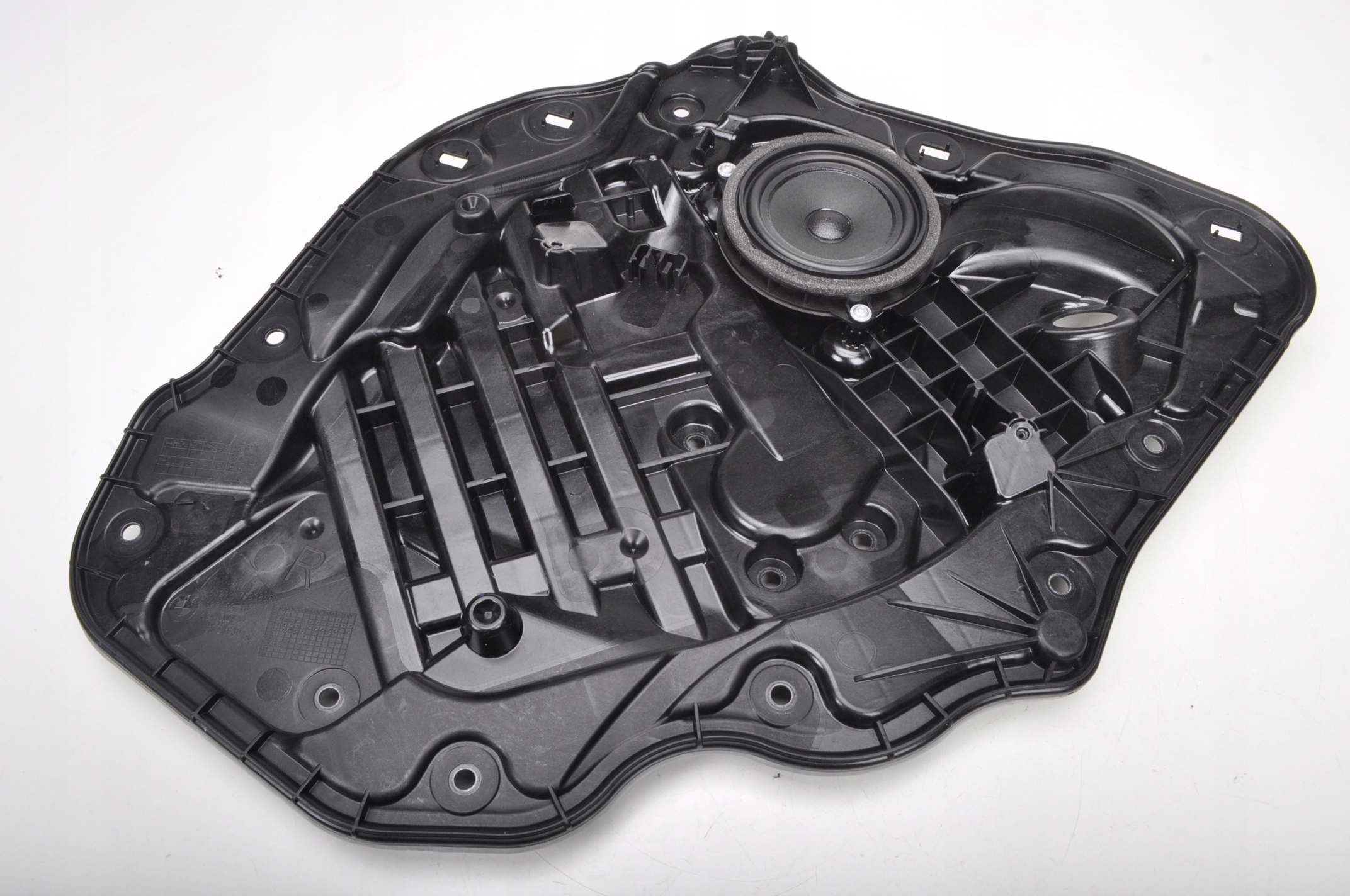 BMW F44 GRAN COUPE WYGLUSZENIE DRZWI PRAWY TYL