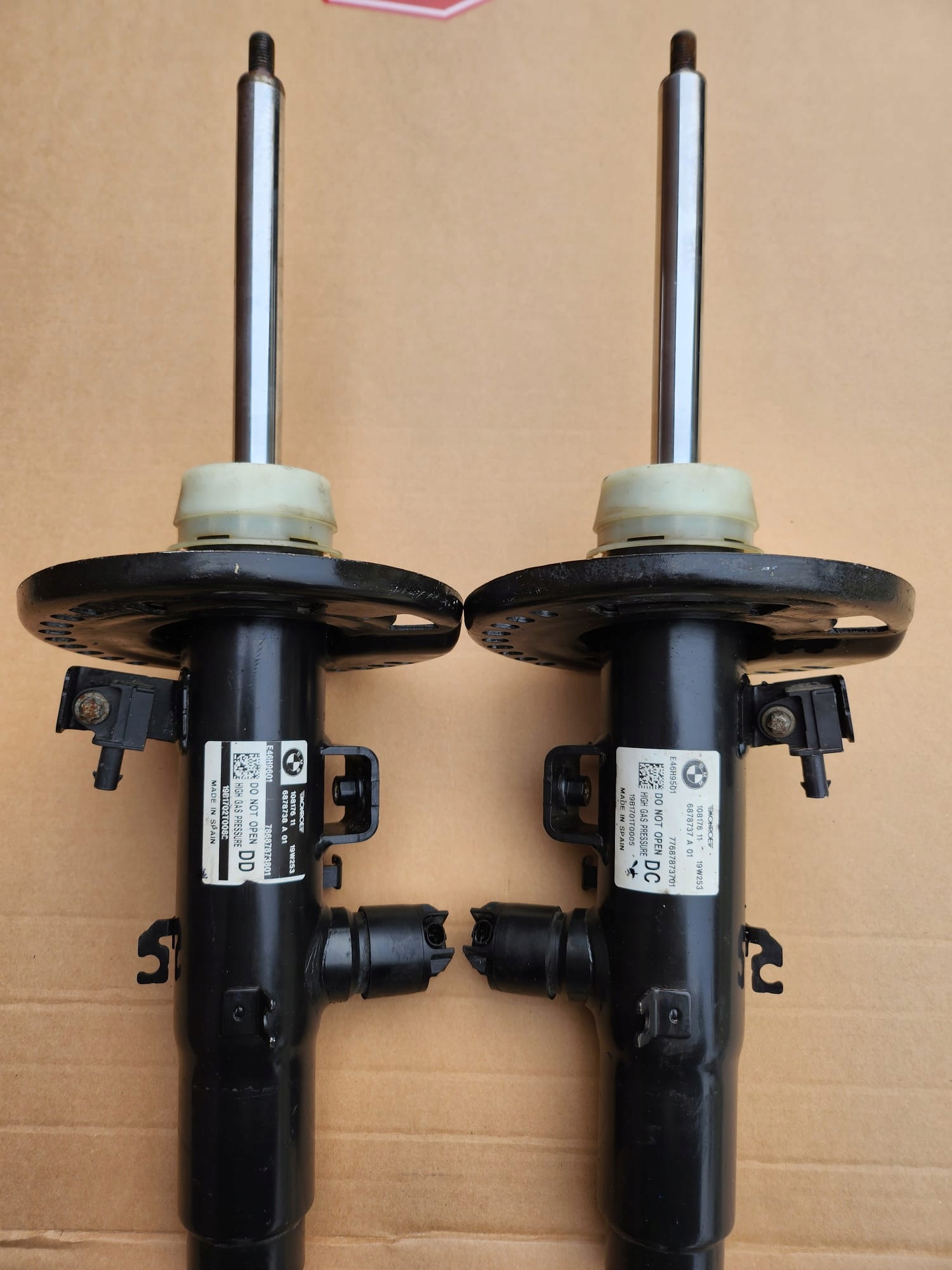 BMW G20 / 21 амортизатор правий 6878738 / лівий 6878737