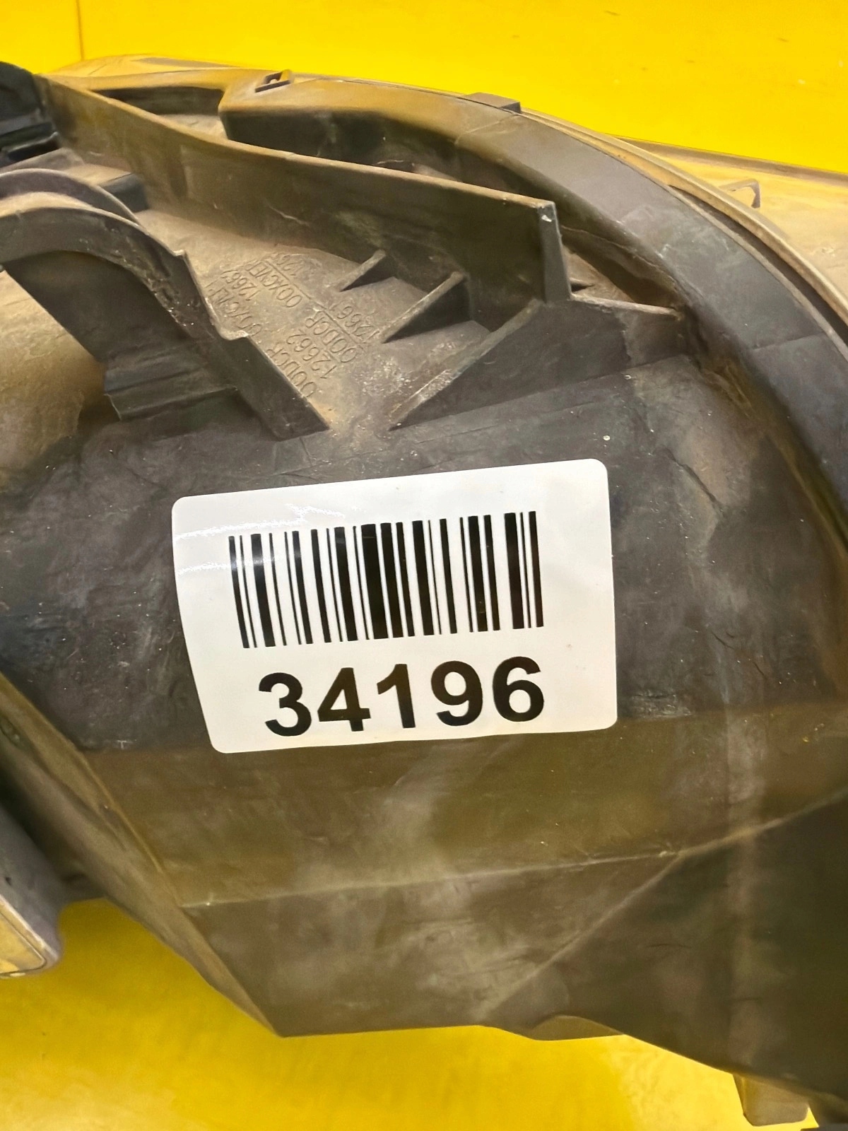 light left Bmw 3 E90 E91 Lift 2008-2012 Bi-Xenon 7202583 Nieskretna