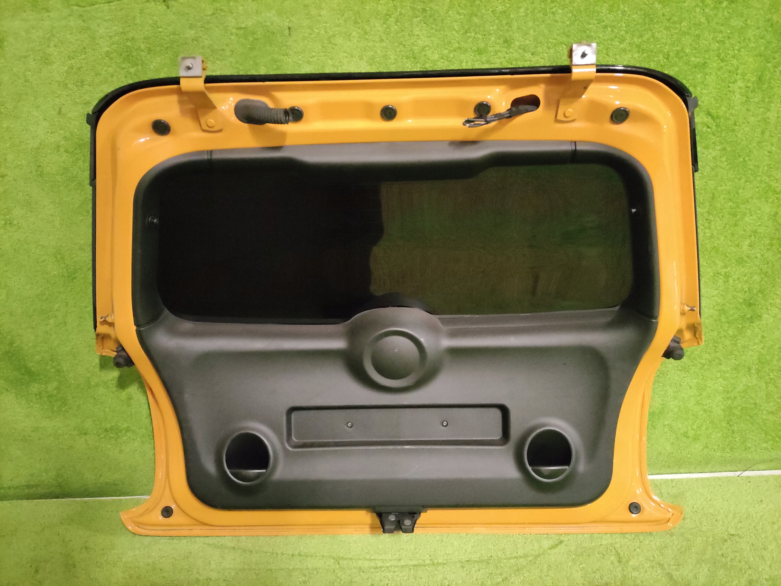 MINI COOPER F56 F57 KLAPA BAGAŻNIKA TYŁ TYLNA Typ samochodu Samochody osobowe