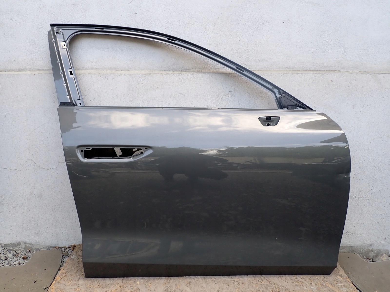 door right front right front AUDI A6 4P C9 2025- 4P0831052A