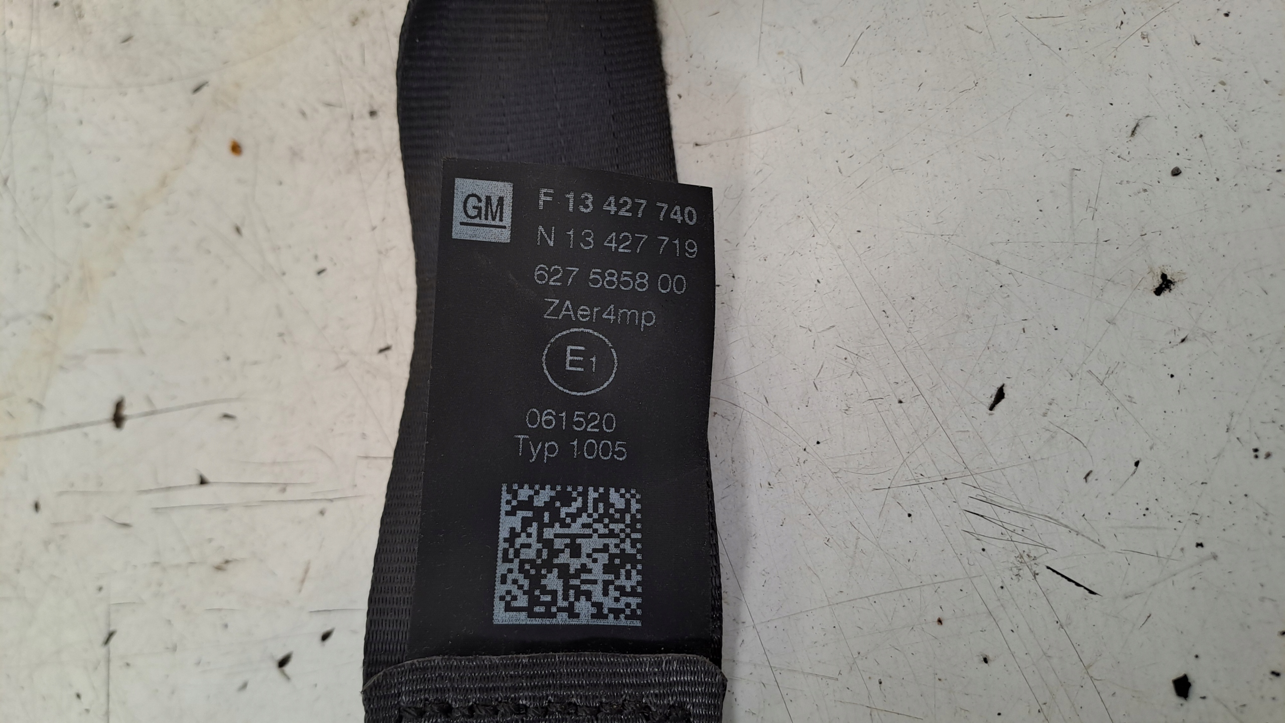 tension belt safety left front 13427740 Opel Corsa E