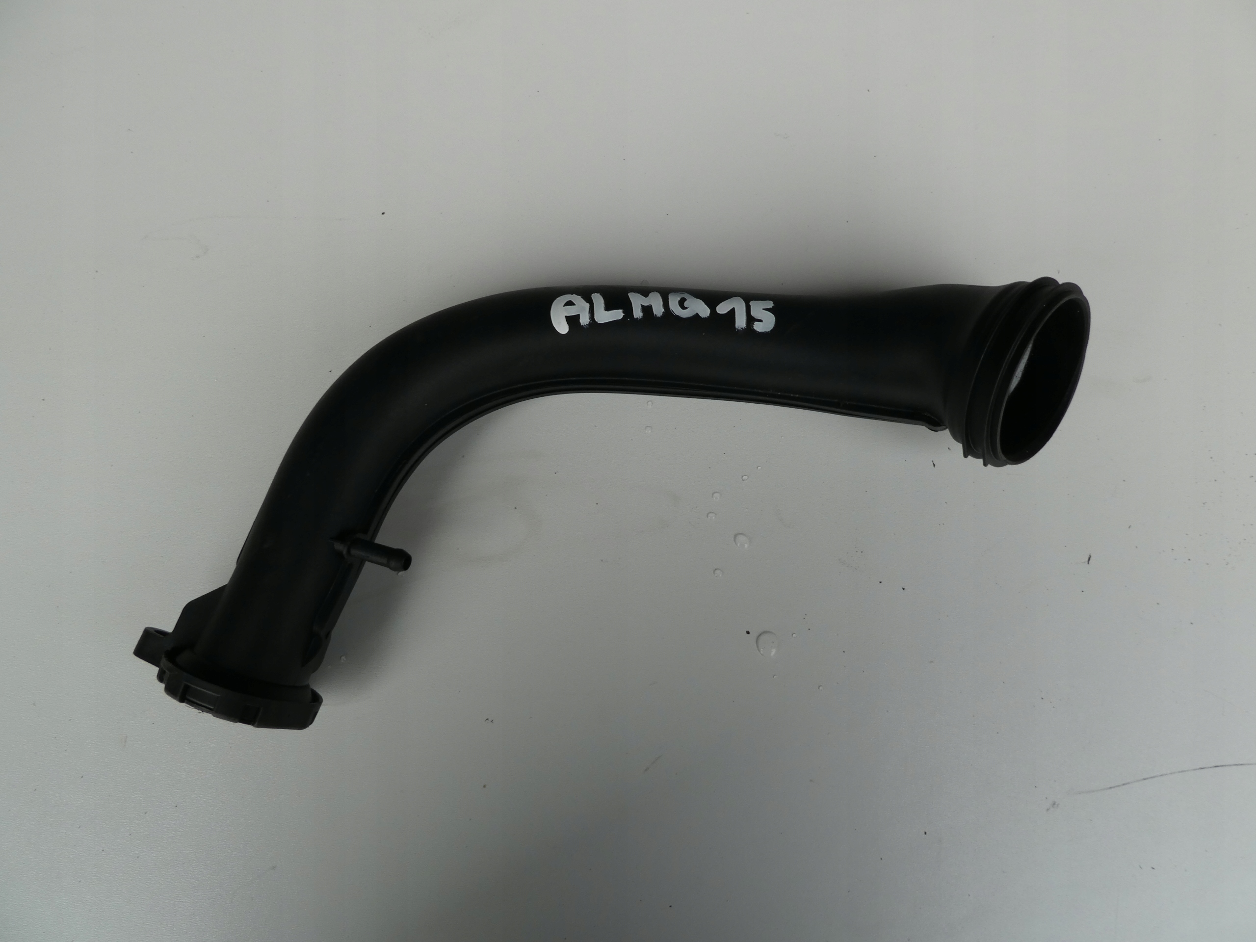 VW trouba hadice intercoolera 03C145673M
