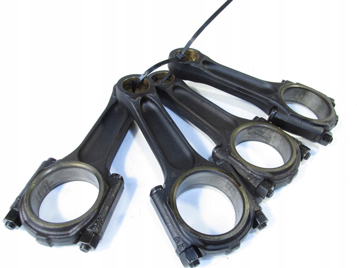 Шатун в зборі volvo v50 s40 2.0 d 136km