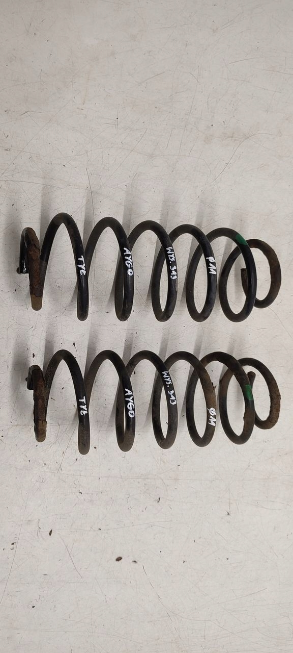 spring rear part rear Toyota Aygo 1,0 3D