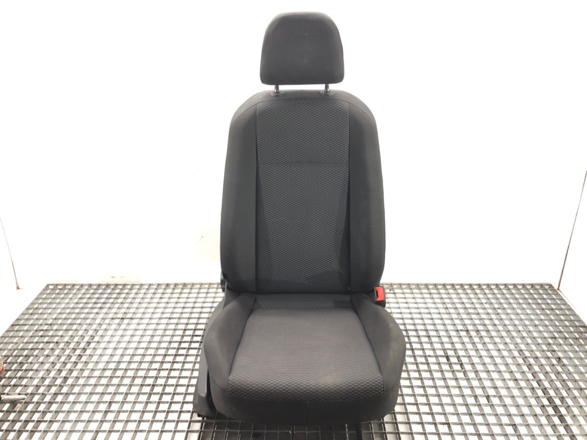 СТУЛ ПРАВЫЙ ПЕРЕД VW POLO VI Хэтчбек