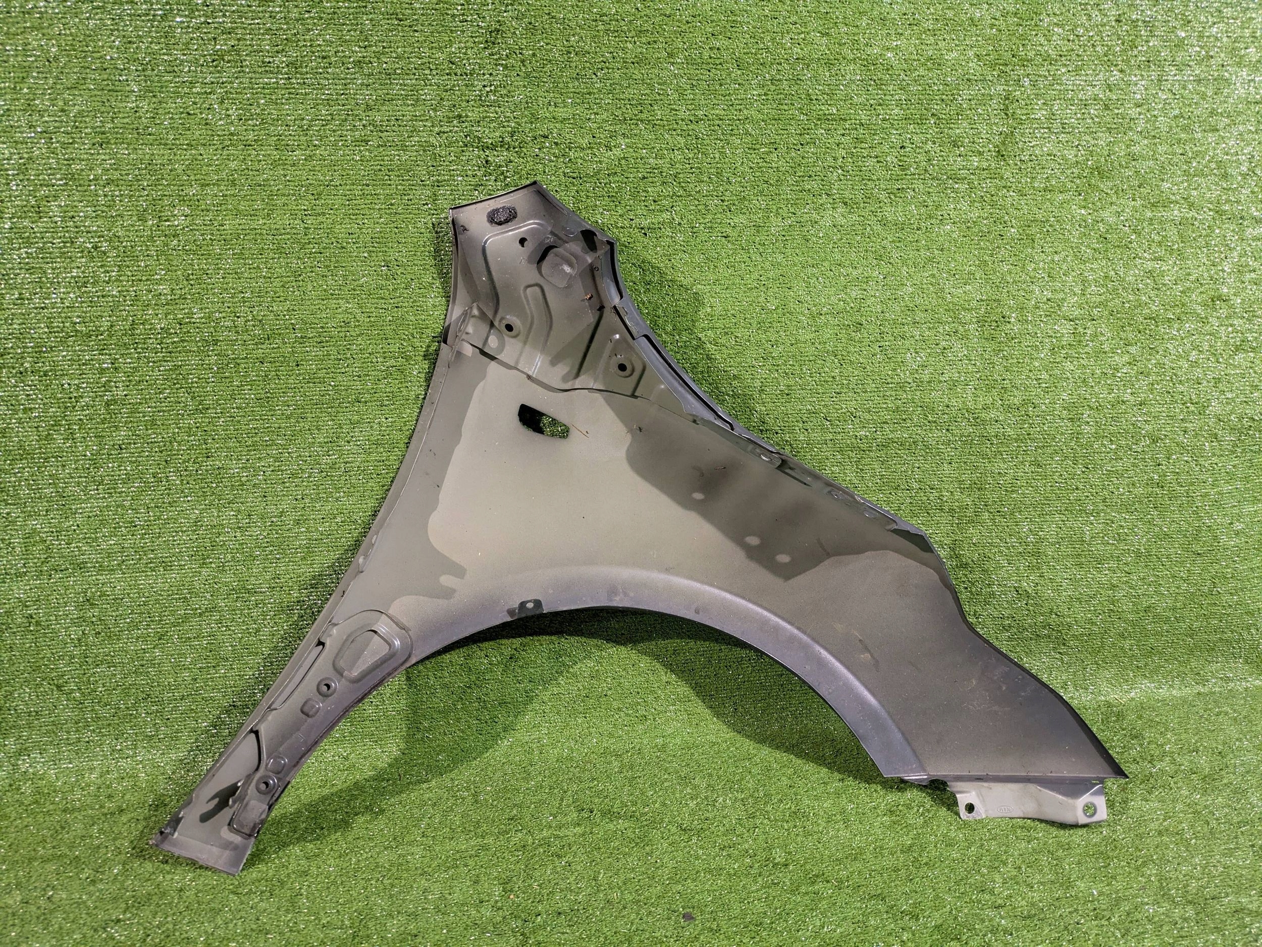 blatník levý předek KIA CEED III NR.271