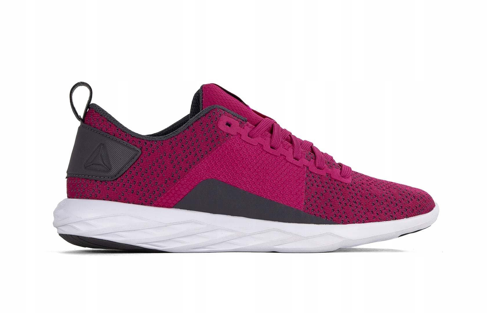 Dámské boty Reebok Astroride Wa CN0852 nízké 39