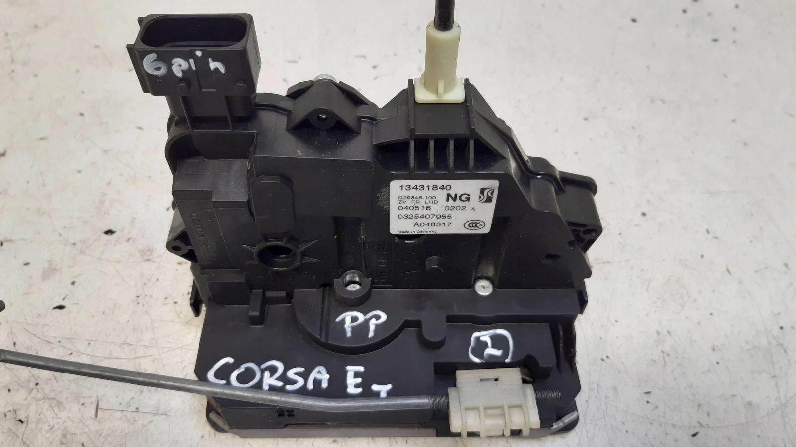 lock door front front right Opel Corsa E 1,4