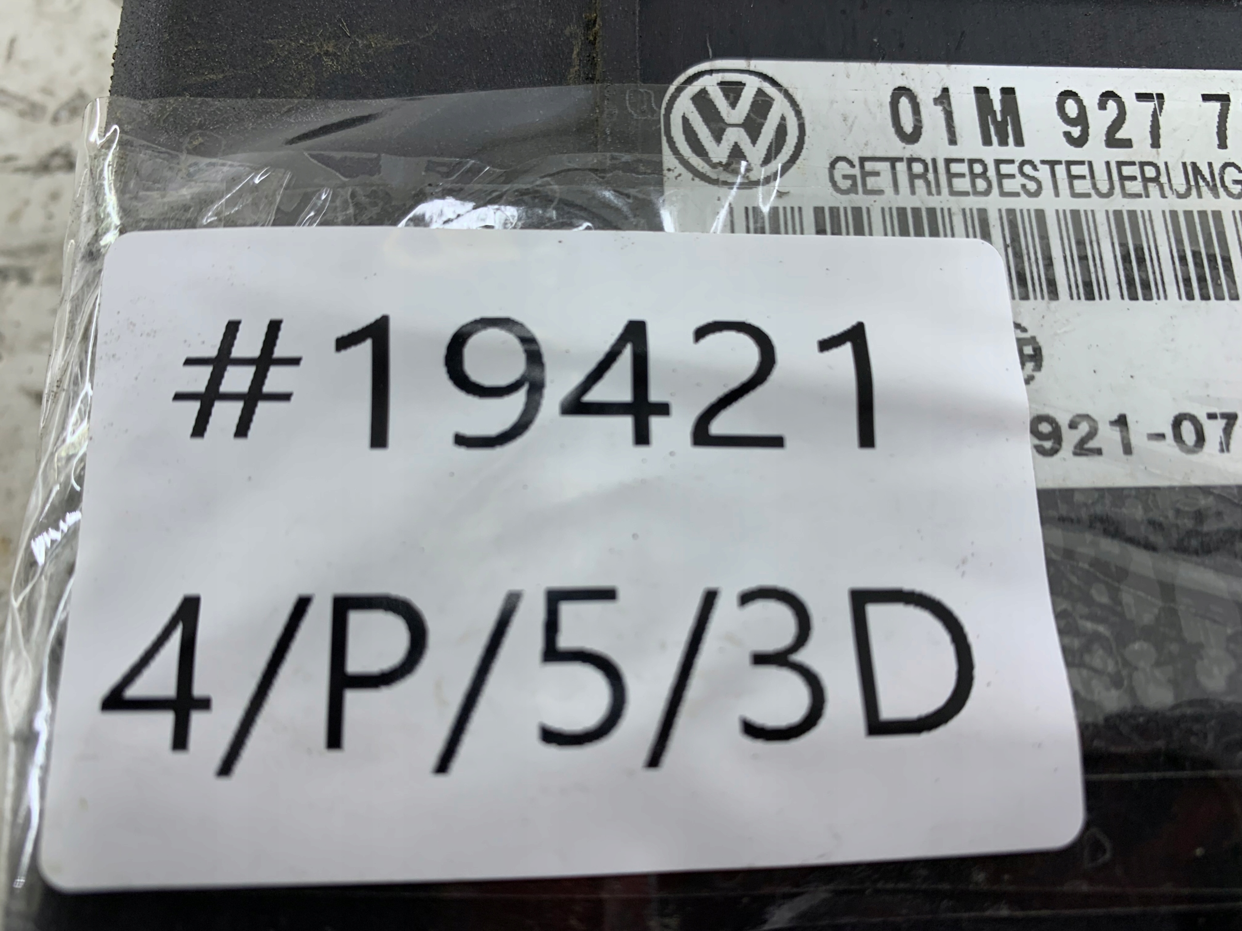 VW GOLF IV AUDI A3 8L 1.9 TDI control unit of the engine 01M927733FA