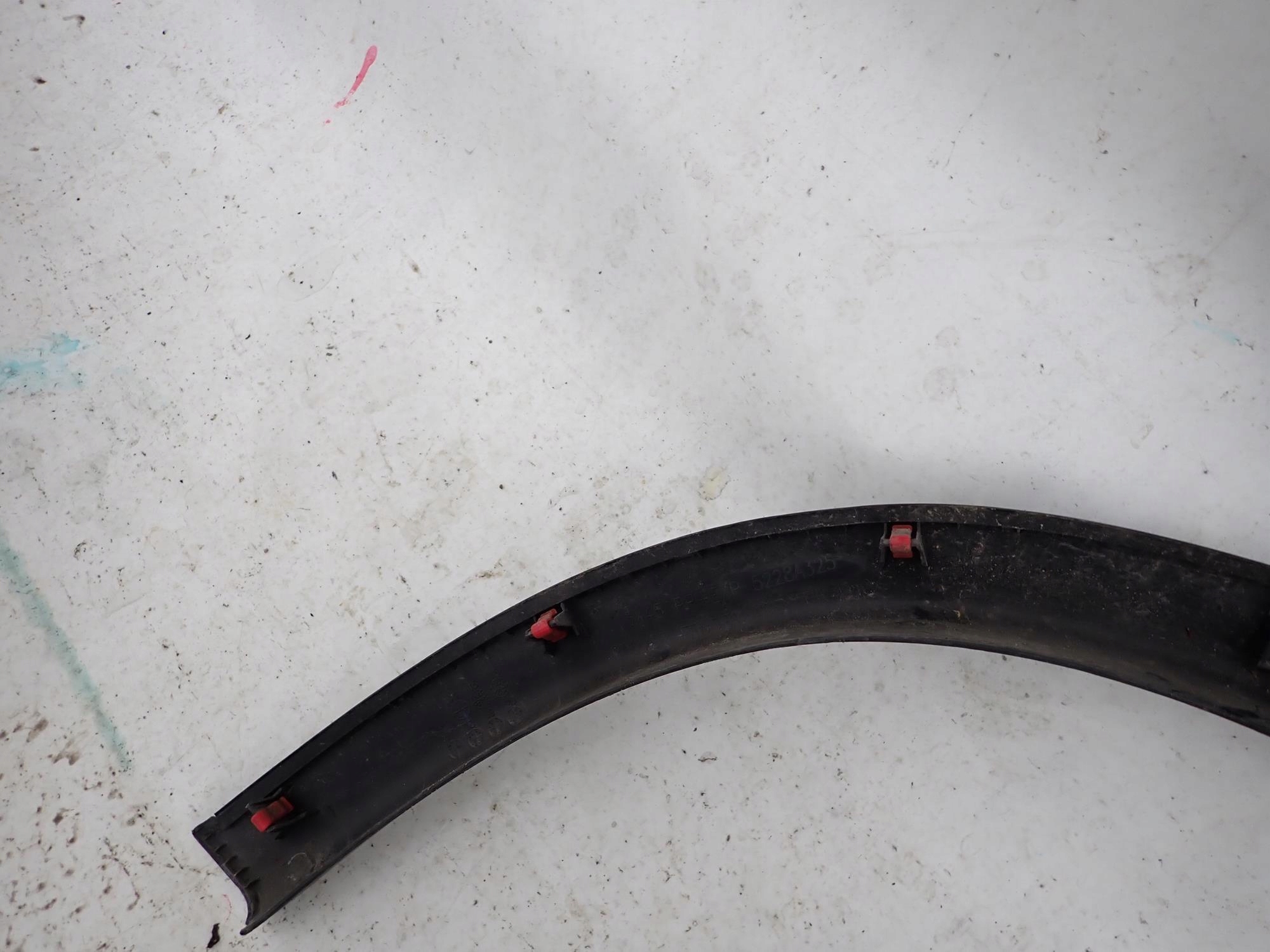 MITSUBISHI ASX and 1 LIFT 12-22 cap left rear part