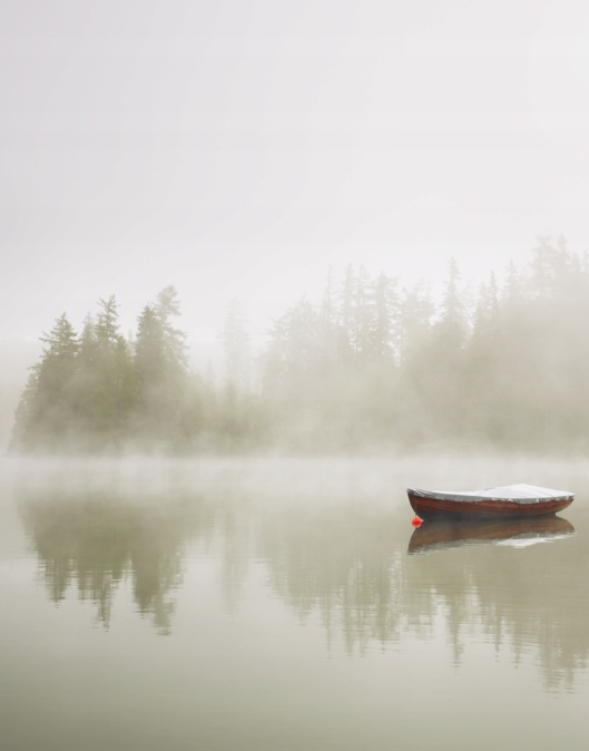 Fototapeta Osamělá Loď na jezeře 200x255 cm, struktura 350 g