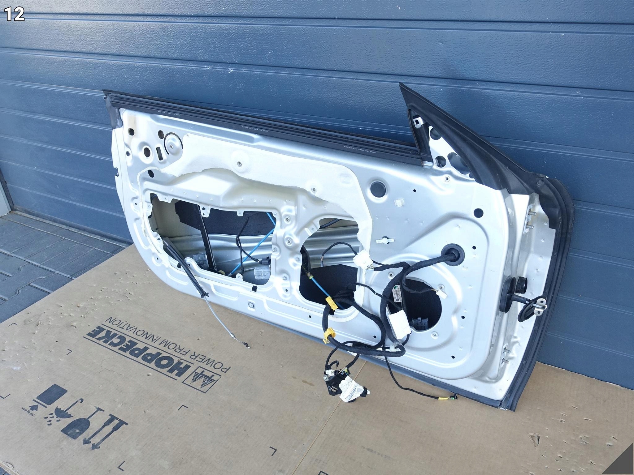 MASERATI GRANTURISMO M145 07-19 door left front