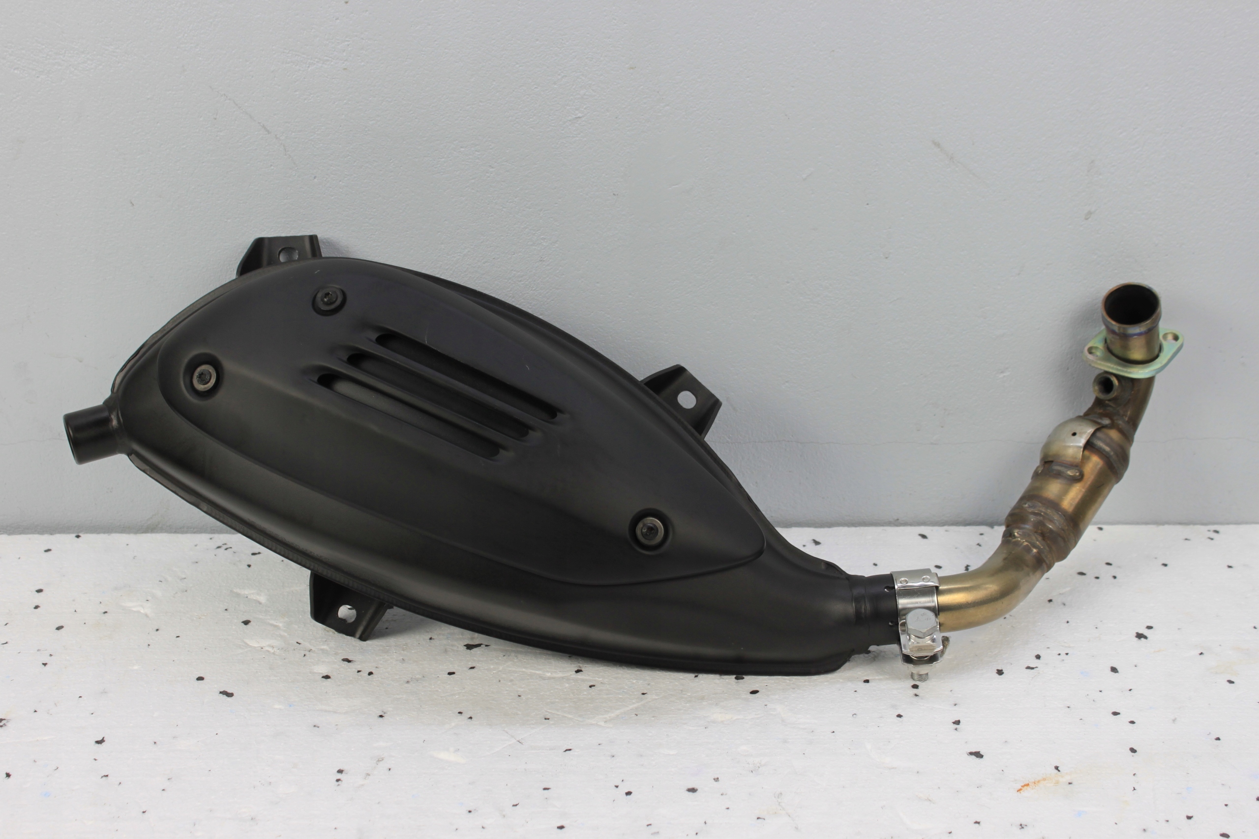 Piaggio Vespa Gts 300 20r Tlmič Výfuku Kolektor