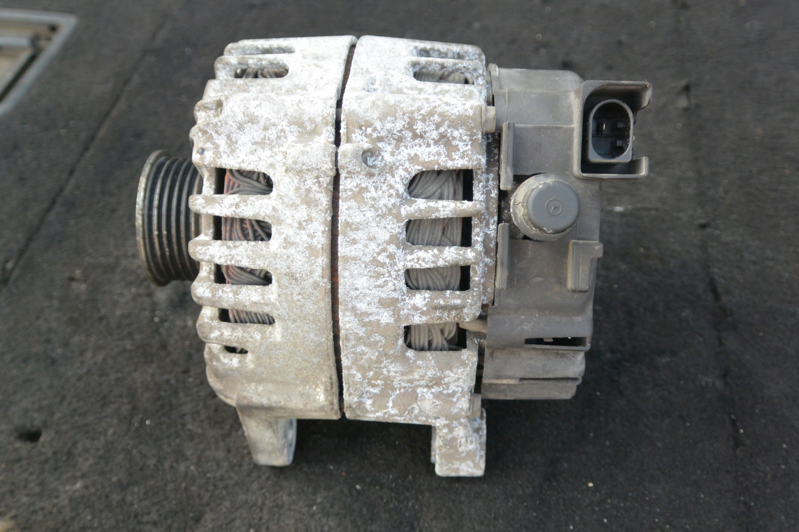ALTERNATOR MERCEDES W212 LIFT HYBRYDA E300H 2.2CDI