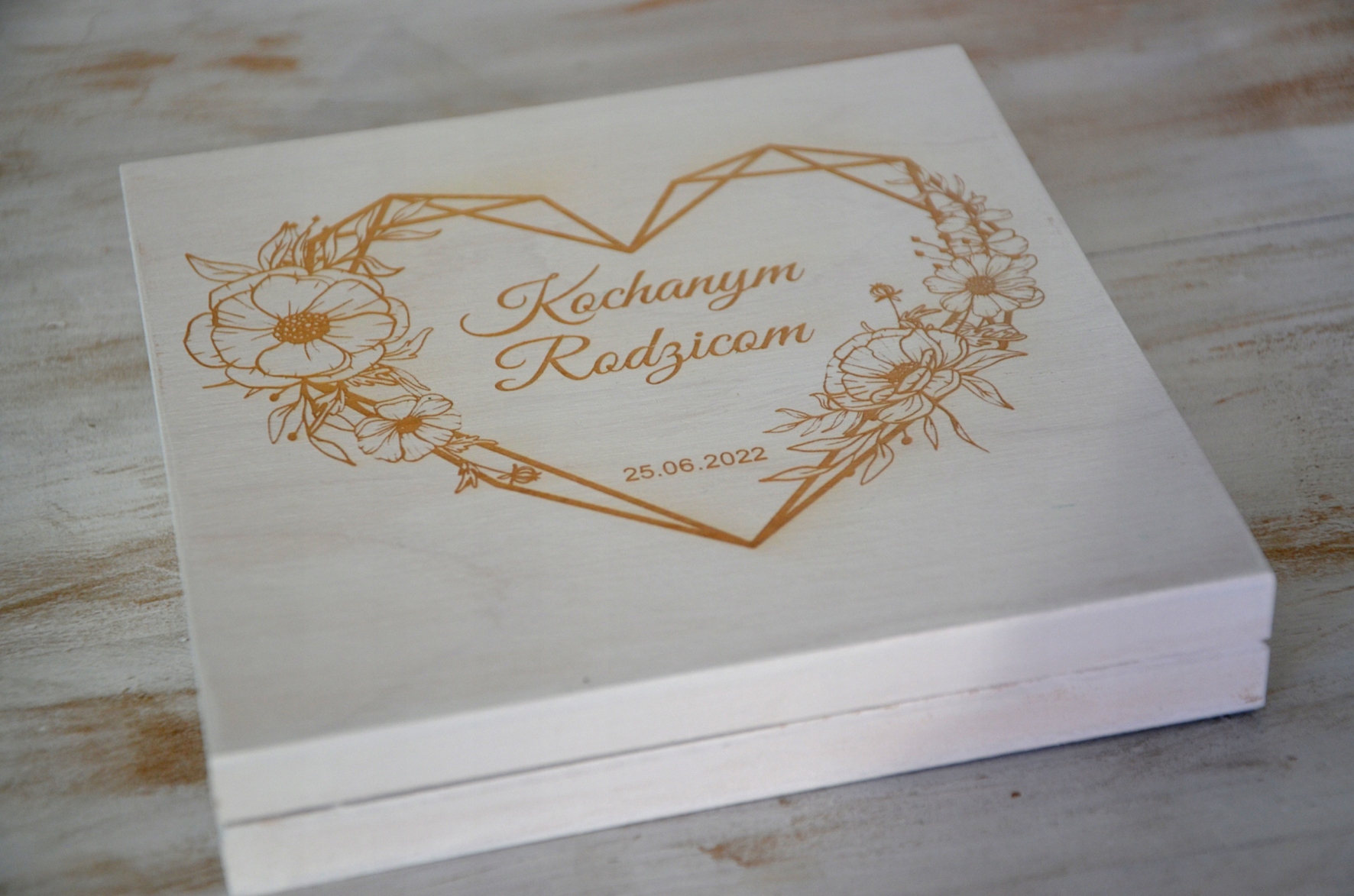 Zaproszenie ślubne dla rodziców w pudełku białe Szerokość produktu 15 cm