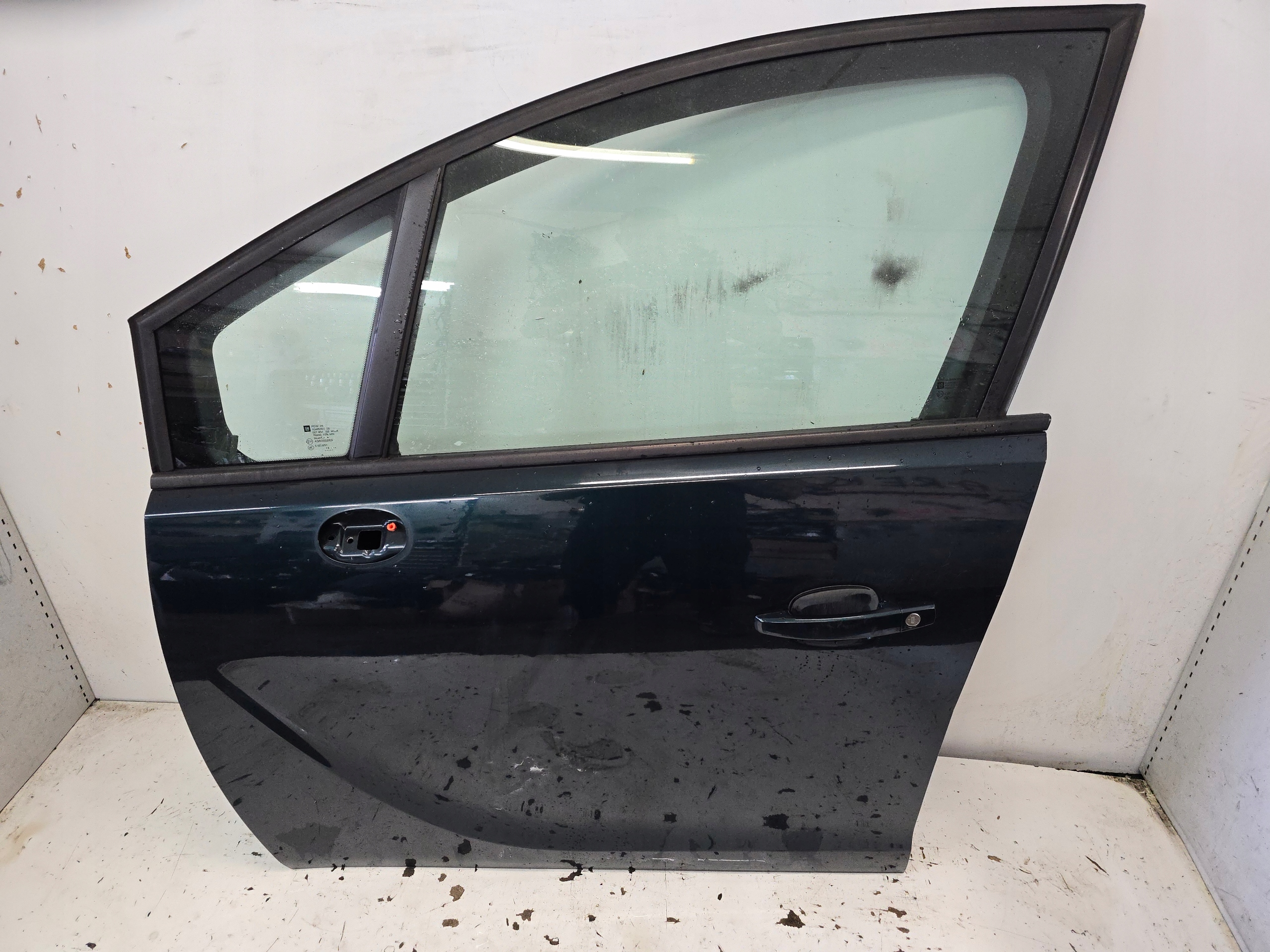 OPEL MERIVA B II door left front left front Z30V green EUROPA
