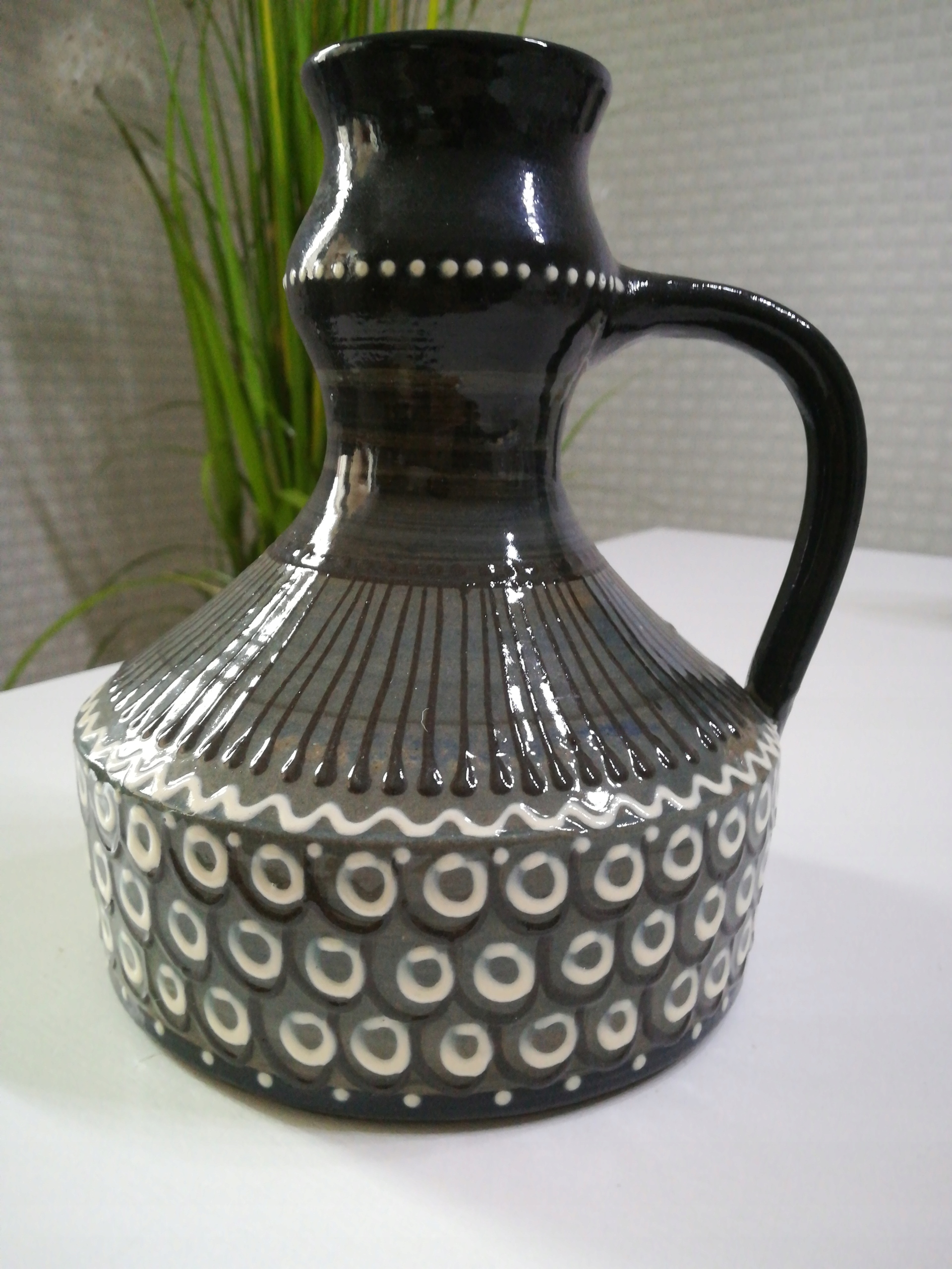 Wazon ceramiczny.