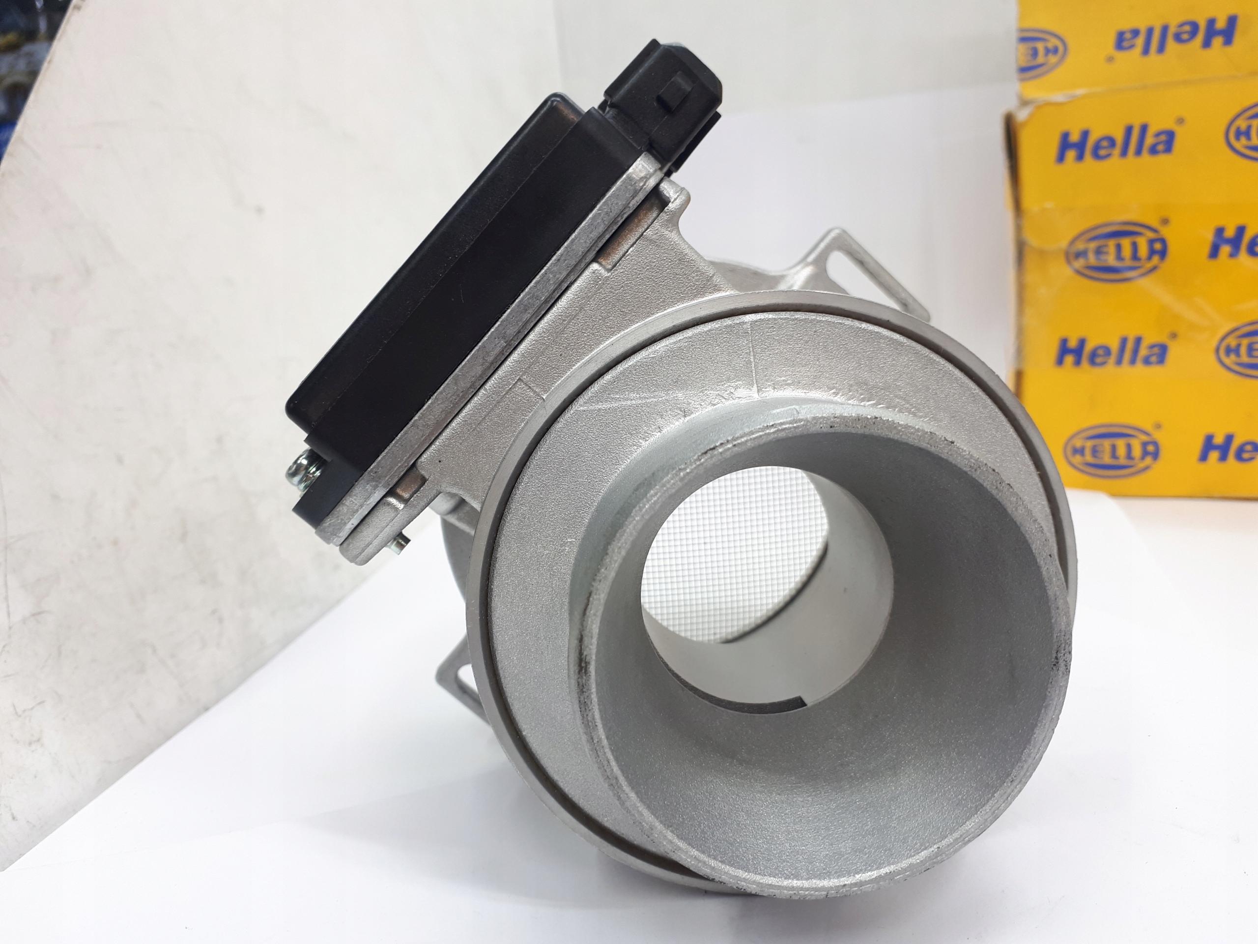 Hella 8ET 009 142-201 Расходомер