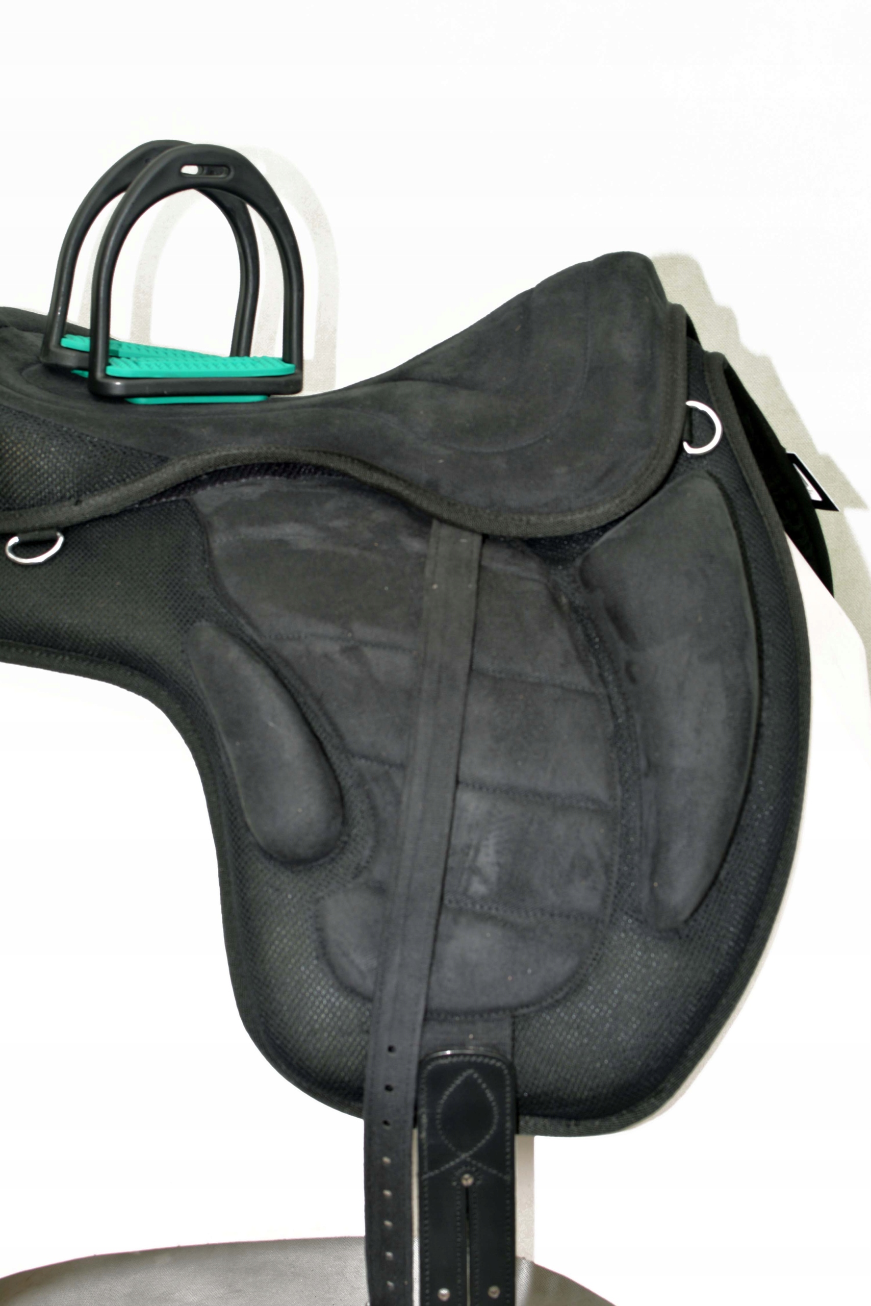 Siodło Bezterlicowe 17,5C