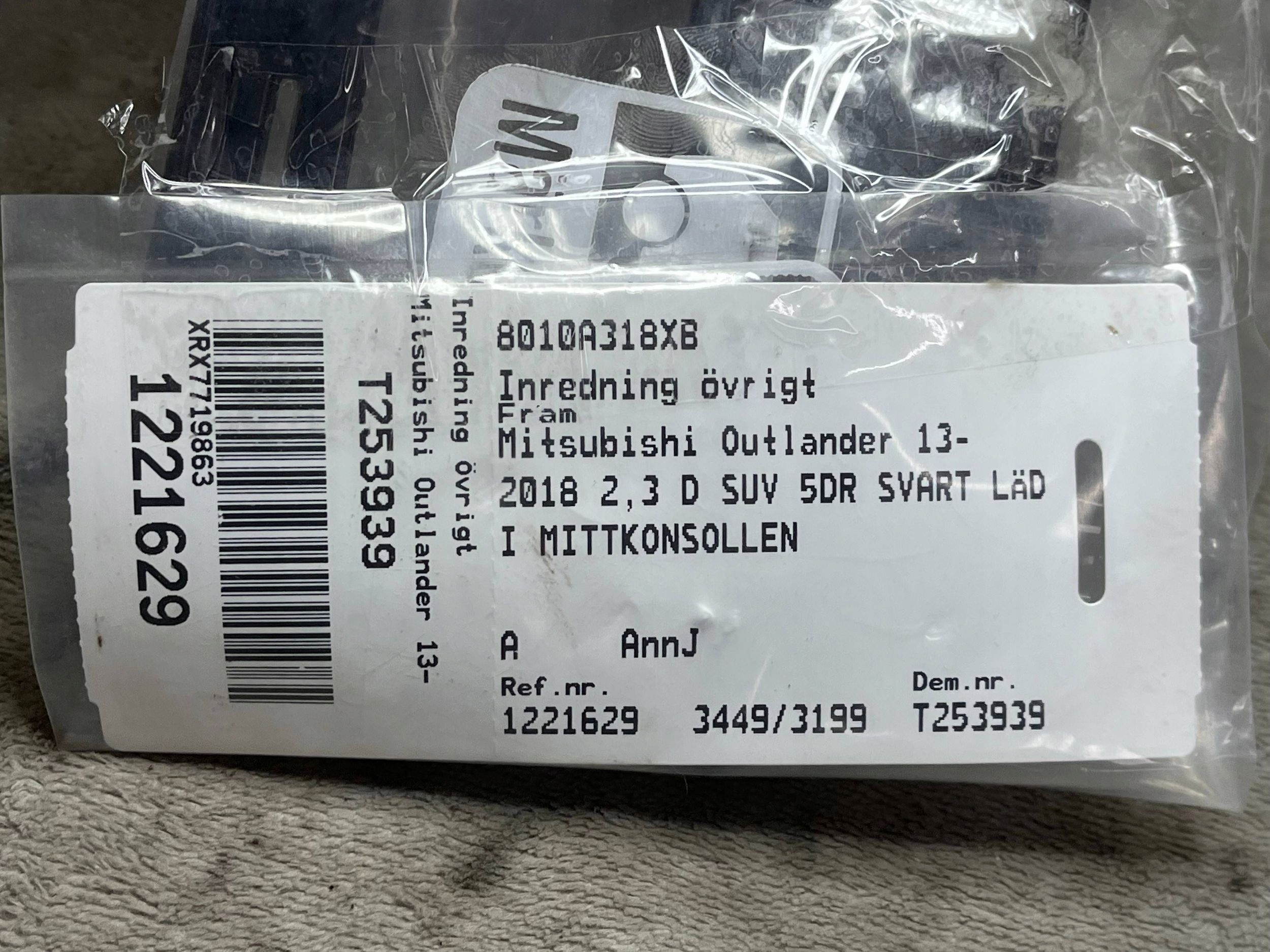 MITSUBISHI OUTLANDER 2017-2018 Moulage Bouton Console Moyen !J