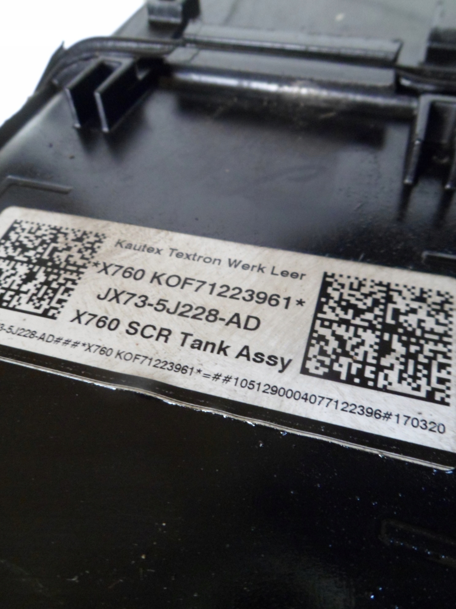JAGUAR XF Behälter ADBLUE JX73-5J228-AD