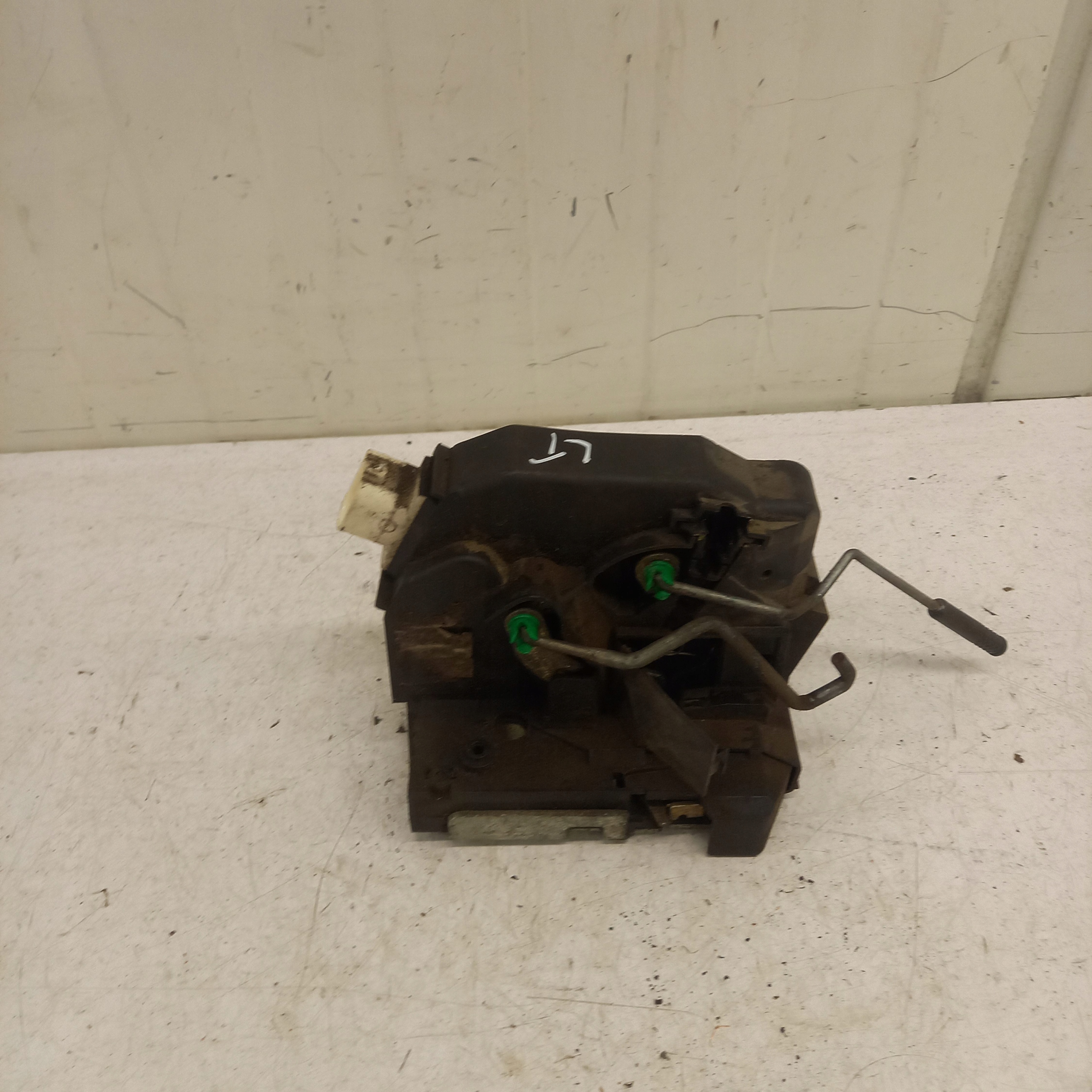 lock door left rear part rear LAND ROVER FREELANDER 8 PIN