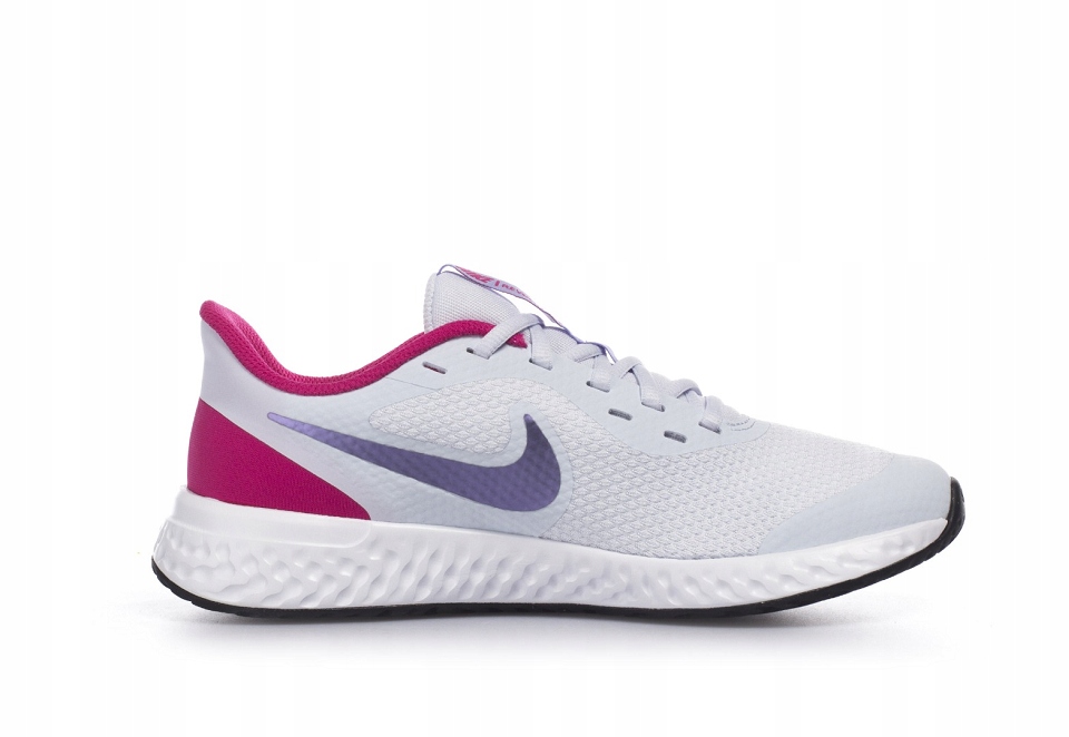 

Nike Revolution 5