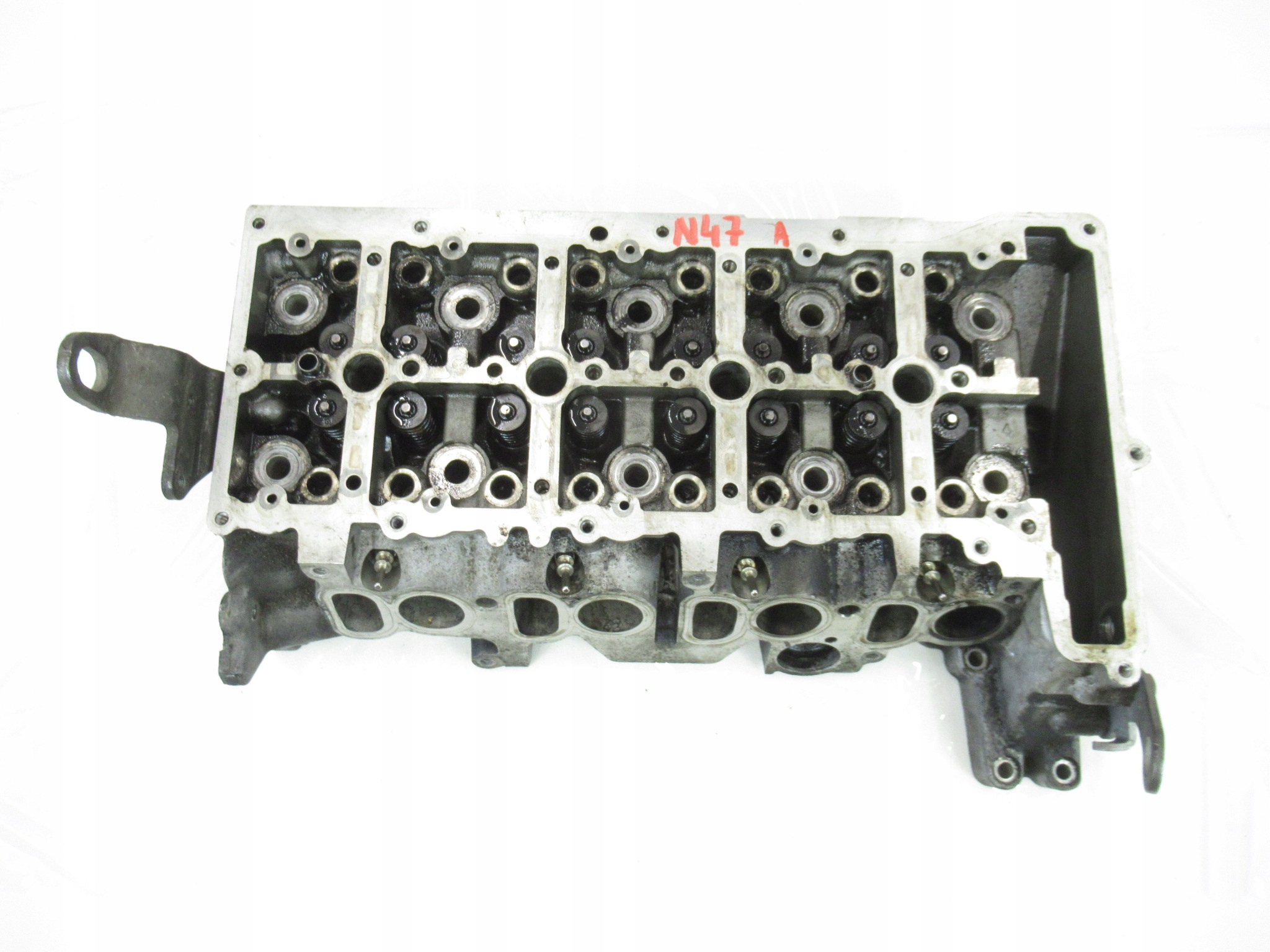 head. BMW e60 e61 e81 e83 87 e90 e91 e92 N47d20a
