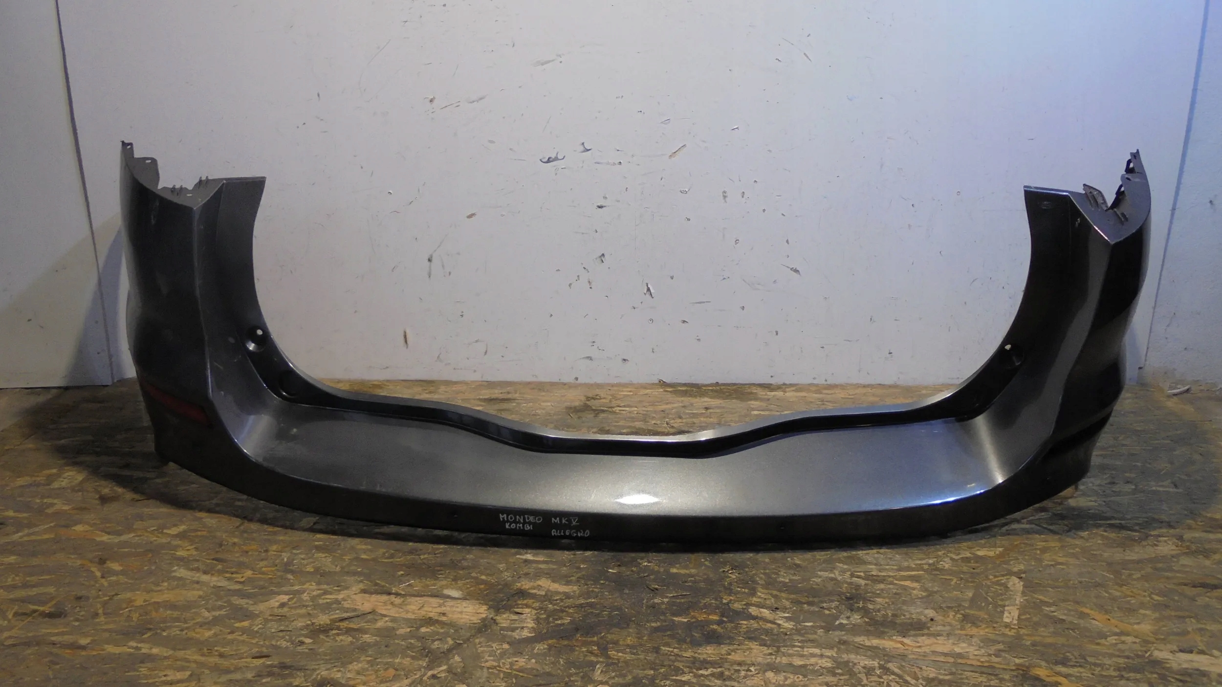 bumper rear part DS7V-17906-S Ford Mondeo Mk5