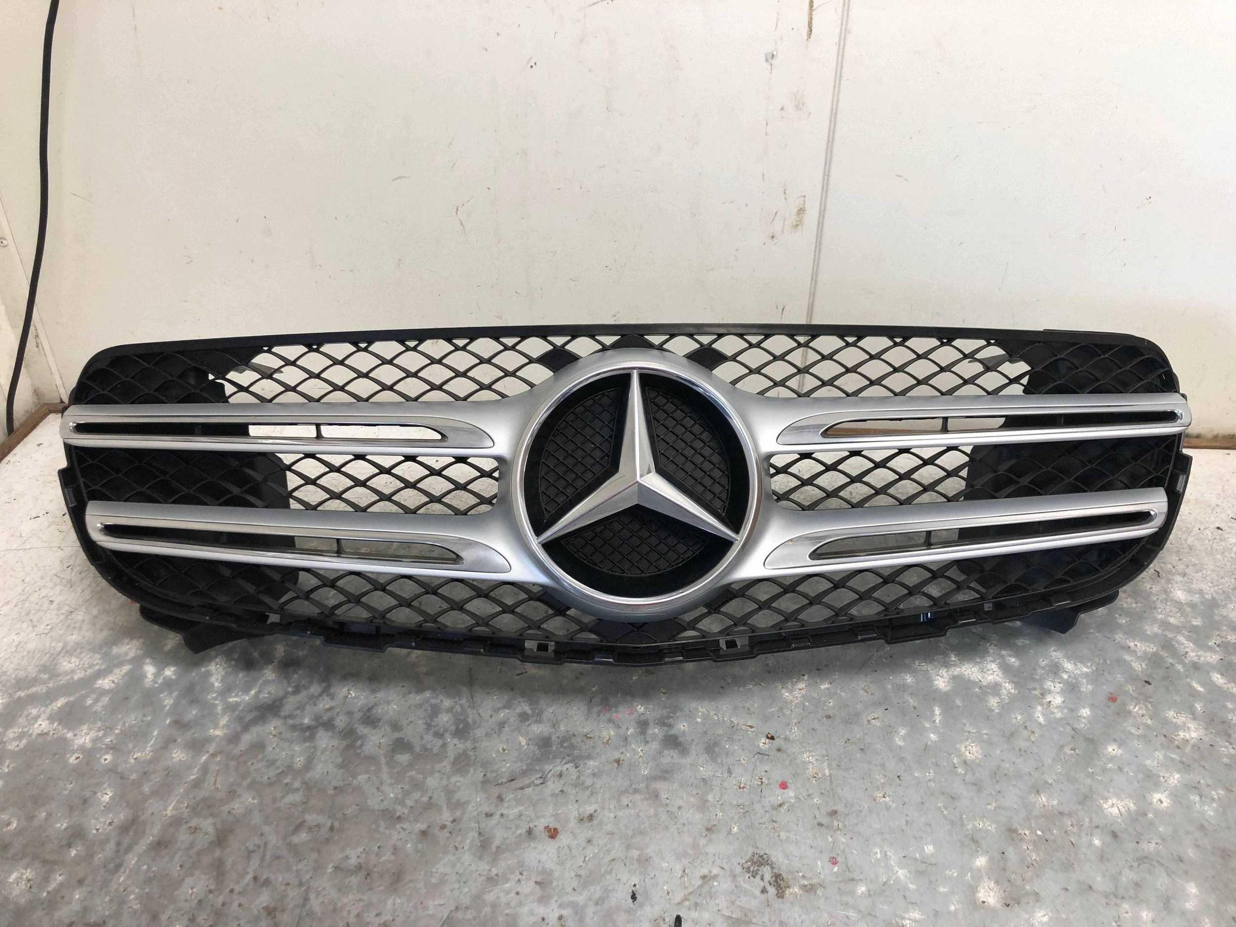 Grill Grill MERCEDES GLC W253 C253 A2538806700