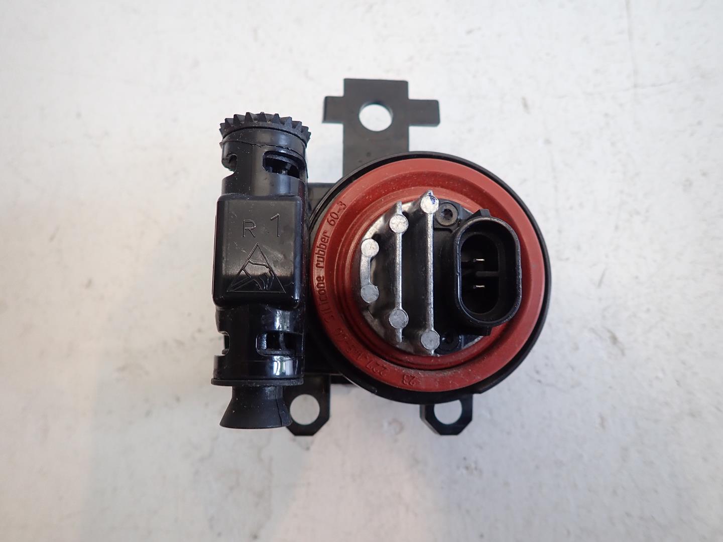 ГАЛОГЕН правый led CLIO V CAPTUR II qashqai J12 261504122
