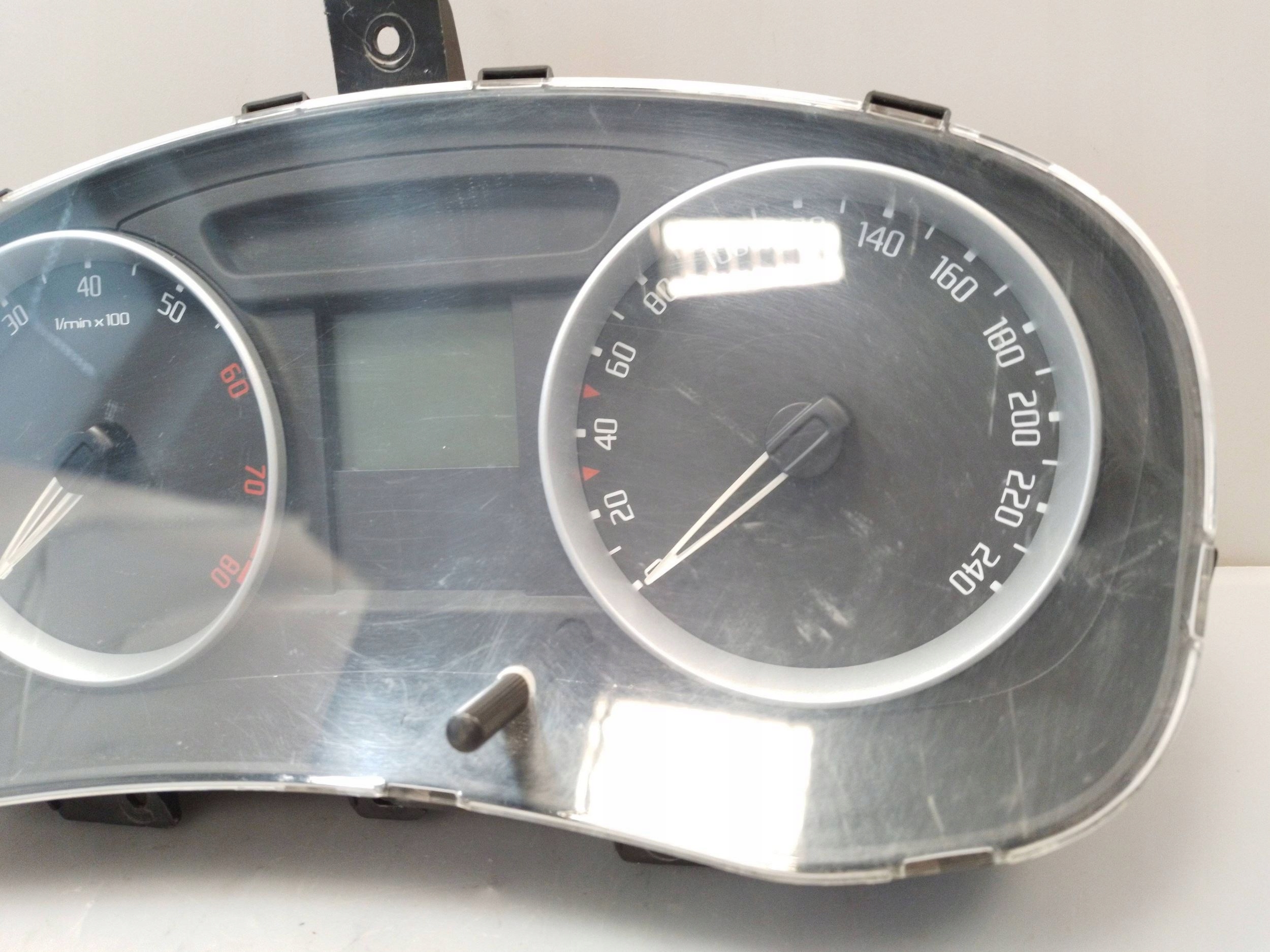 dials Skoda Fabia II 5J0920810B AND/2/N2