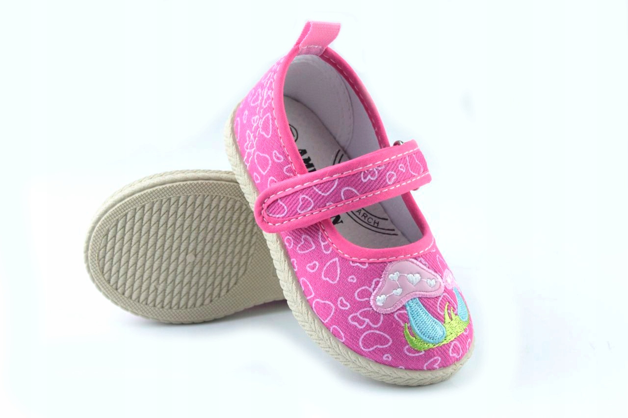 

American TEN35 Kapcie Dom Przedszkole Rzep r.23