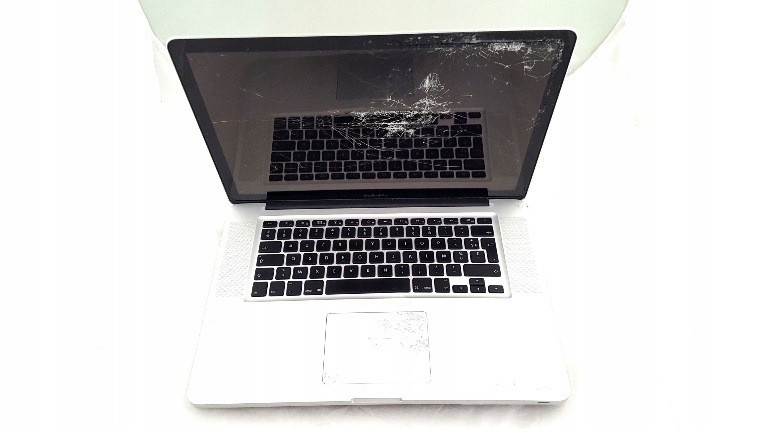 Apple MacBook Pro シルバーＡ１２８６ Ноутбук Apple MacBook Pro A1286 (Z0J600B8J) – фото, відгуки