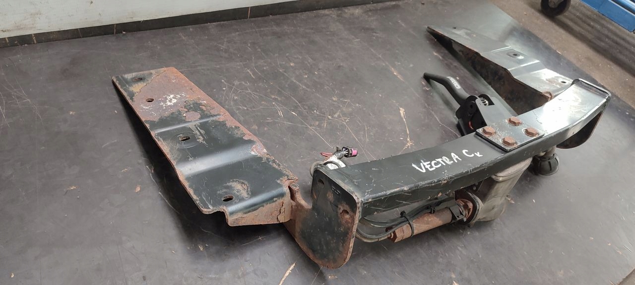 tow Opel Vectra C kombi