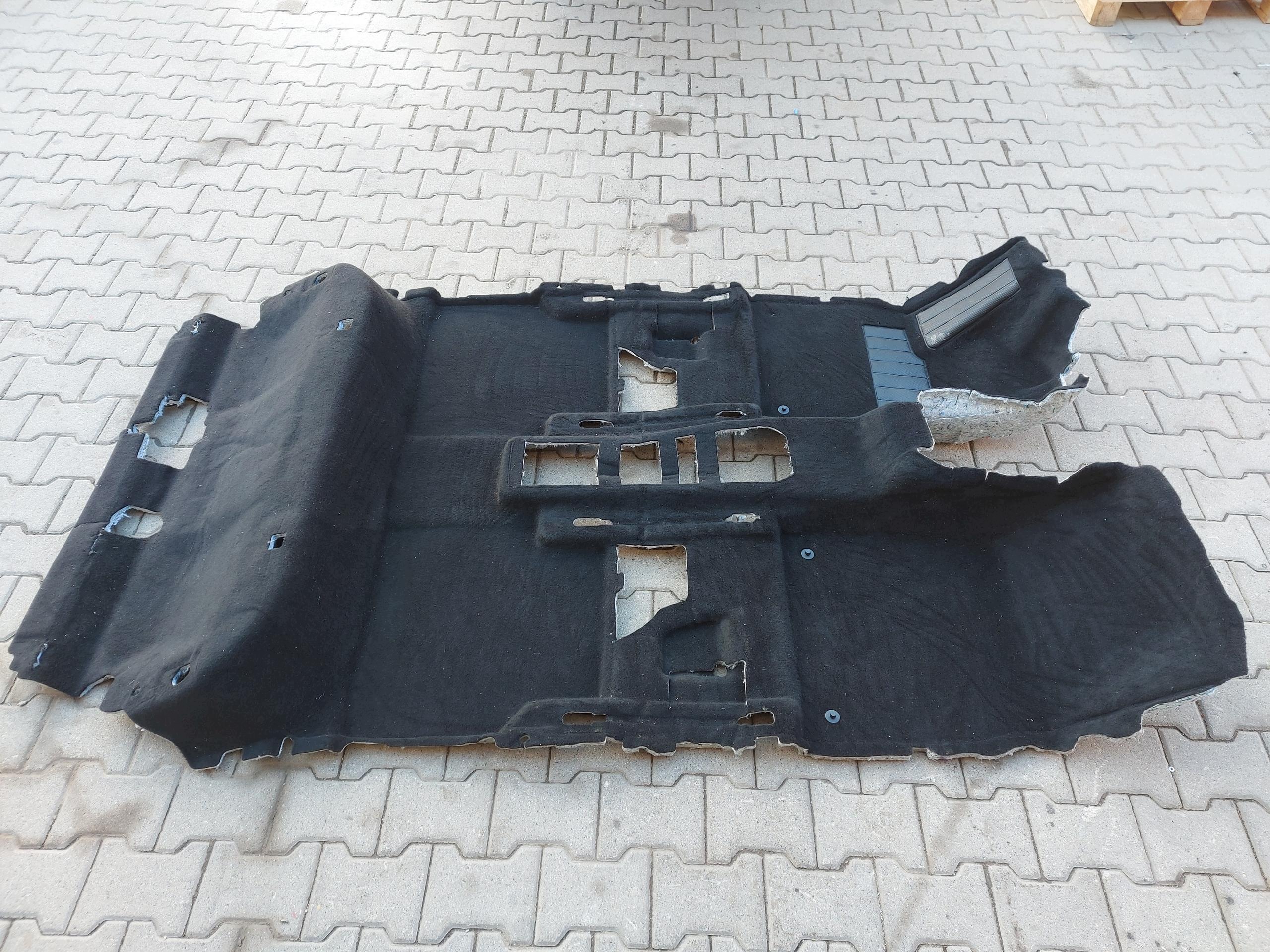 VW ID4 11A , 2024r SUV 5D floor car carpet cabs EU 11B863021C