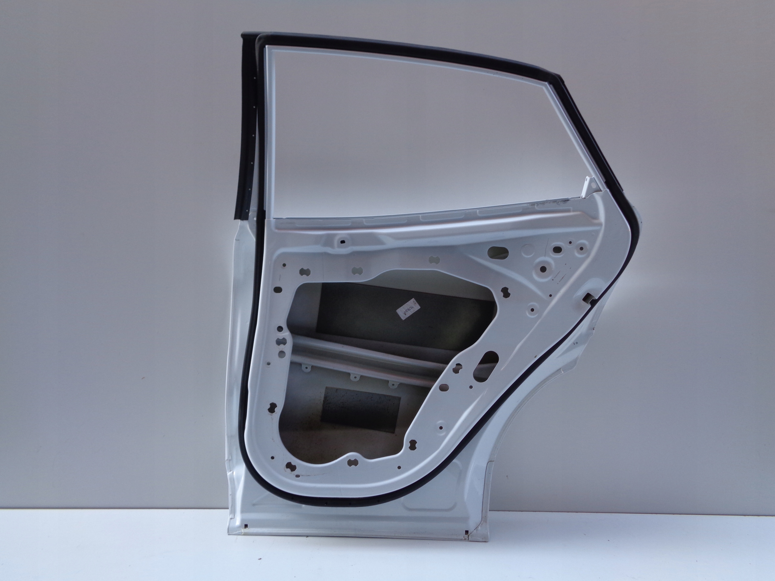 door right rear. FORD PUMA 19- NR 46240