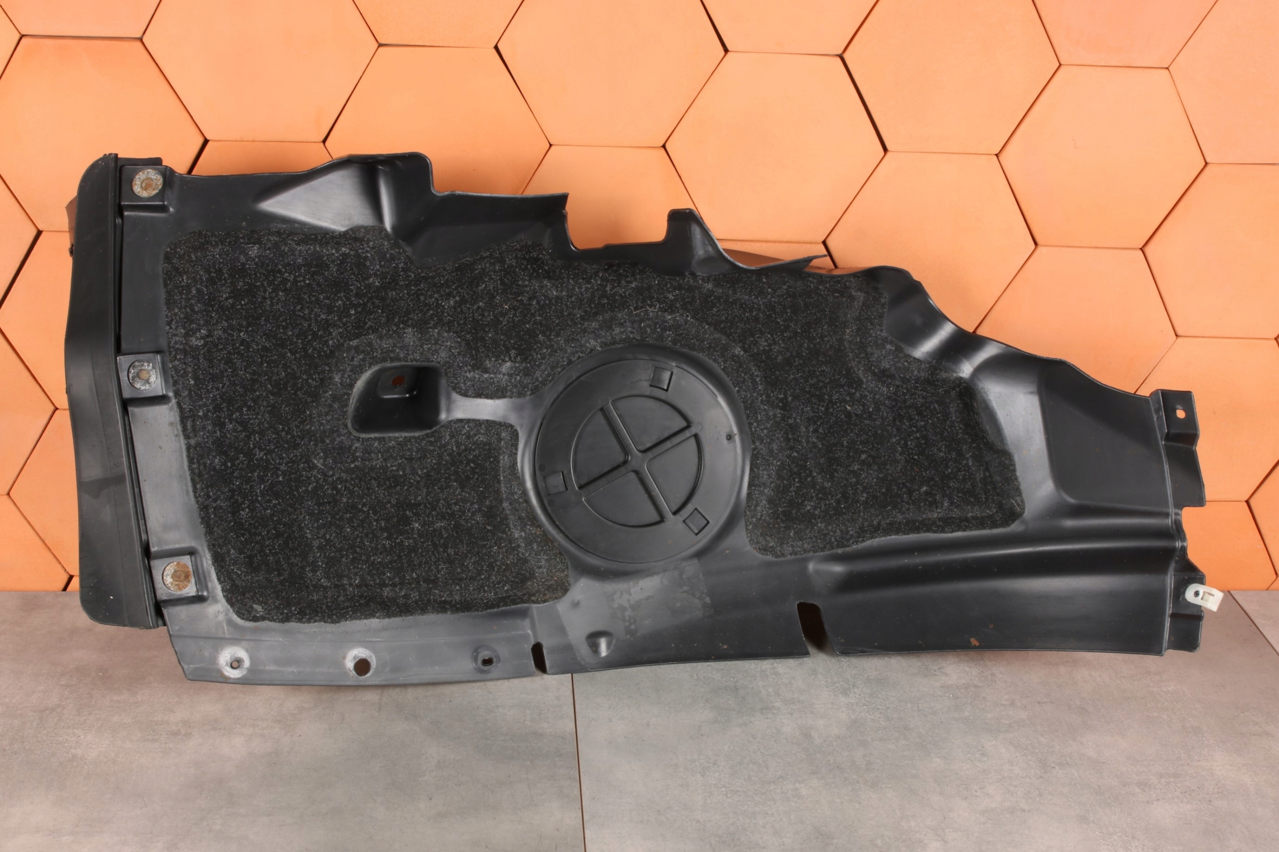 BMW i3 I01 i3 I01 LCI ORYGINALNE mudguard right front right front 7368600