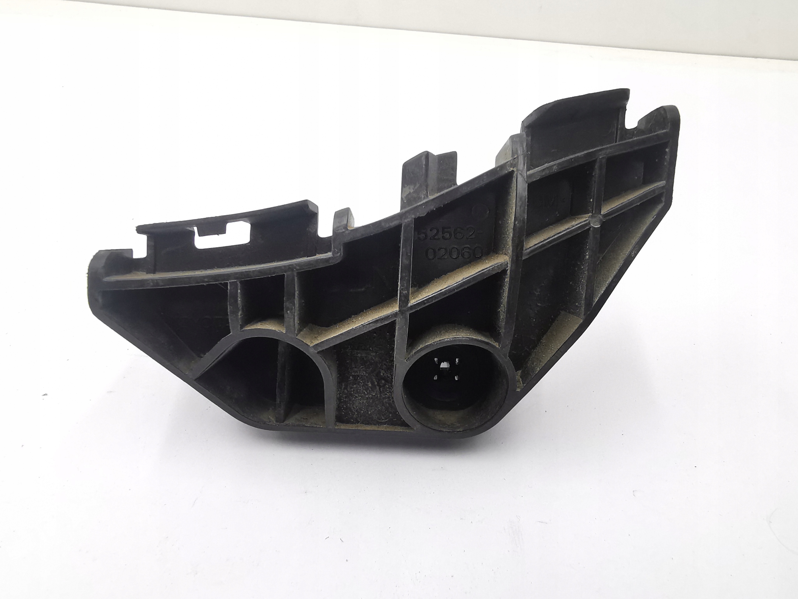 bumper bracket right rear part TOYOTA COROLLA E15 sedan 52562-02060