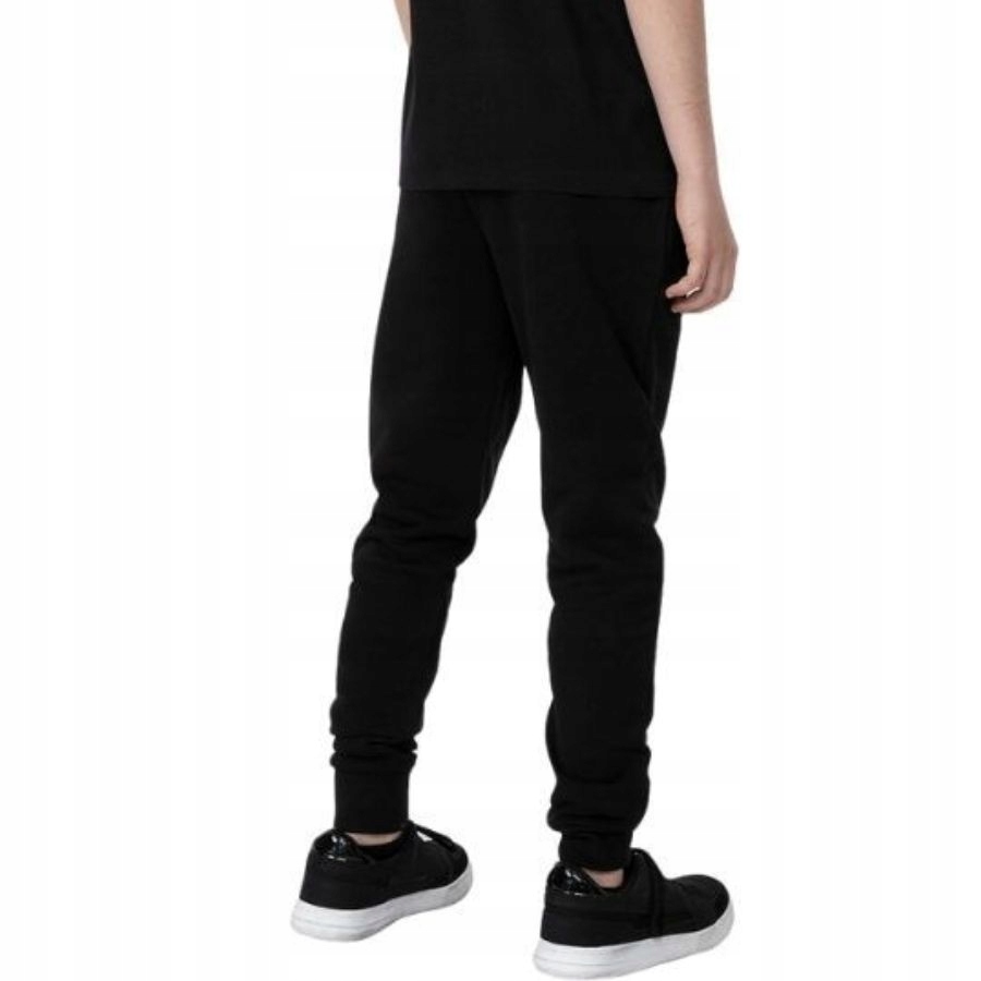 SPODNIE CHŁOPIĘCE 4F DZIECIĘCE SPORTOWE DRESOWE NA CO DZIEŃ Kod producenta 4FJWMM00TTROM1188-20S-140