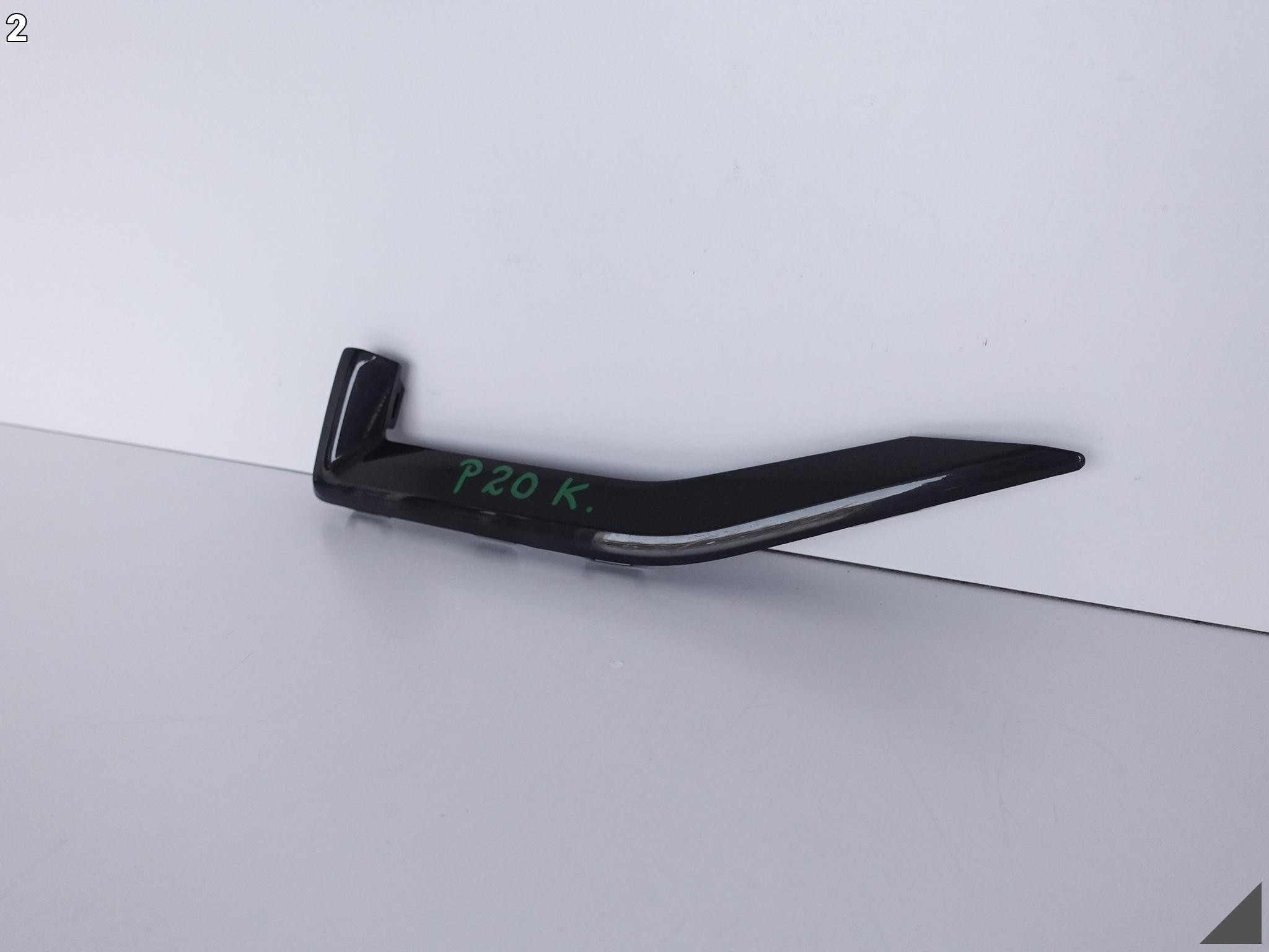 AUDI A1 82A II ADVANCED 18- moulding rear part left