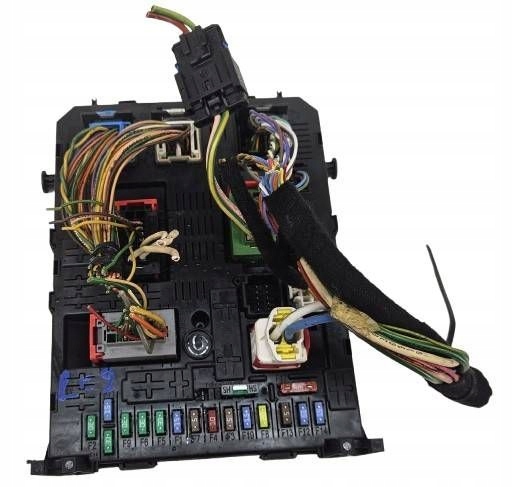 Peugeot RCZ 9666895380 BSi Unité commande confort Module fusibles